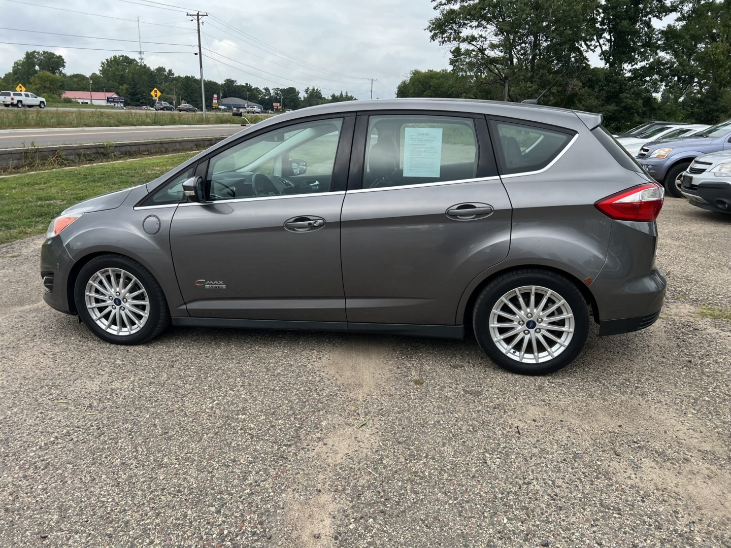 2013 Ford C-Max Hybrid SEL (1FADP5CU8DL) with an 2.0L L4 DOHC 16V HYBRID engine, Continuously Variable Transmission transmission, located at 17255 hwy 65 NE, Ham Lake, MN, 55304, 0.000000, 0.000000- Photo#7