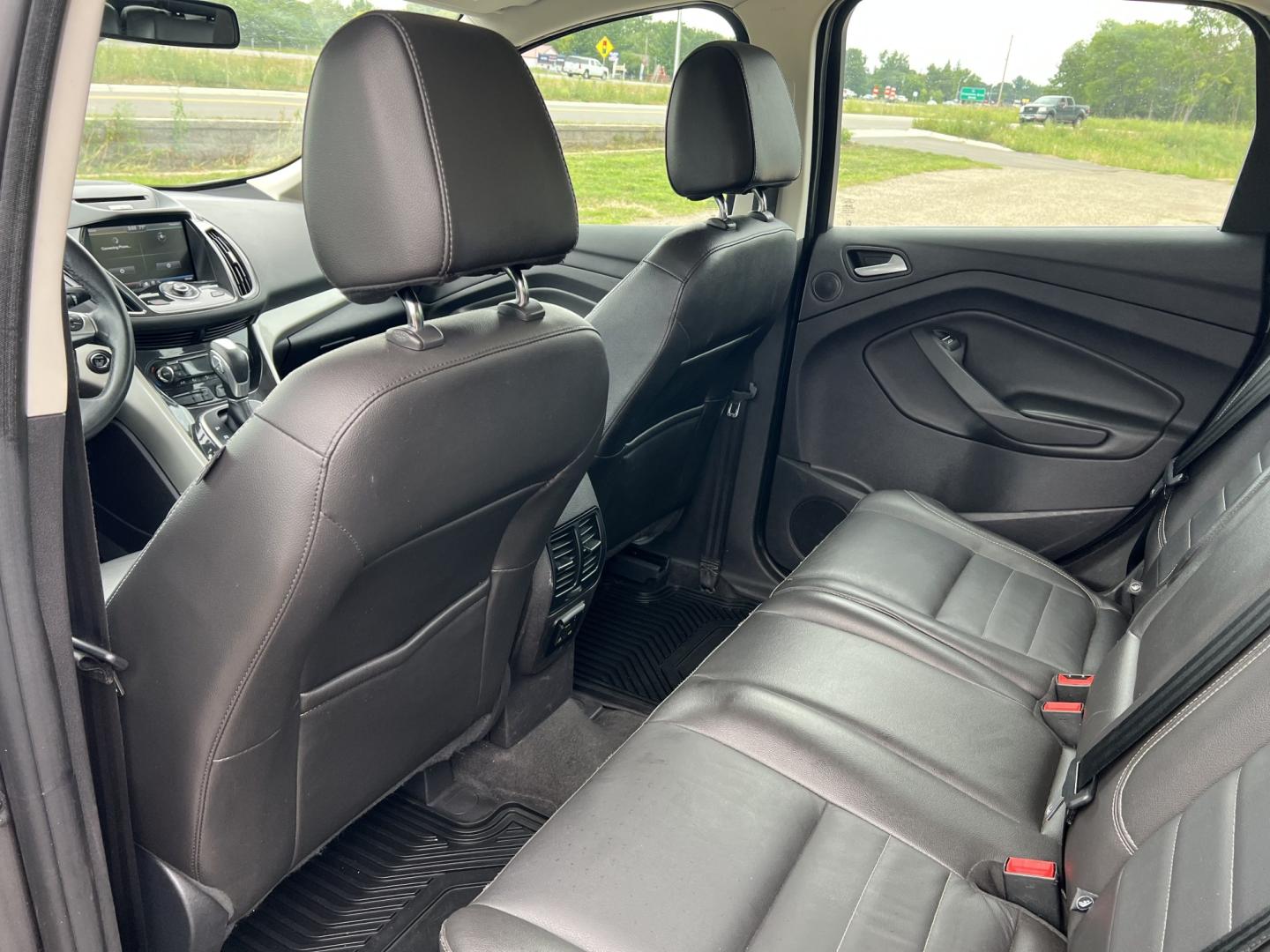 2013 Ford C-Max Hybrid SEL (1FADP5CU8DL) with an 2.0L L4 DOHC 16V HYBRID engine, Continuously Variable Transmission transmission, located at 17255 hwy 65 NE, Ham Lake, MN, 55304, 0.000000, 0.000000- Photo#11