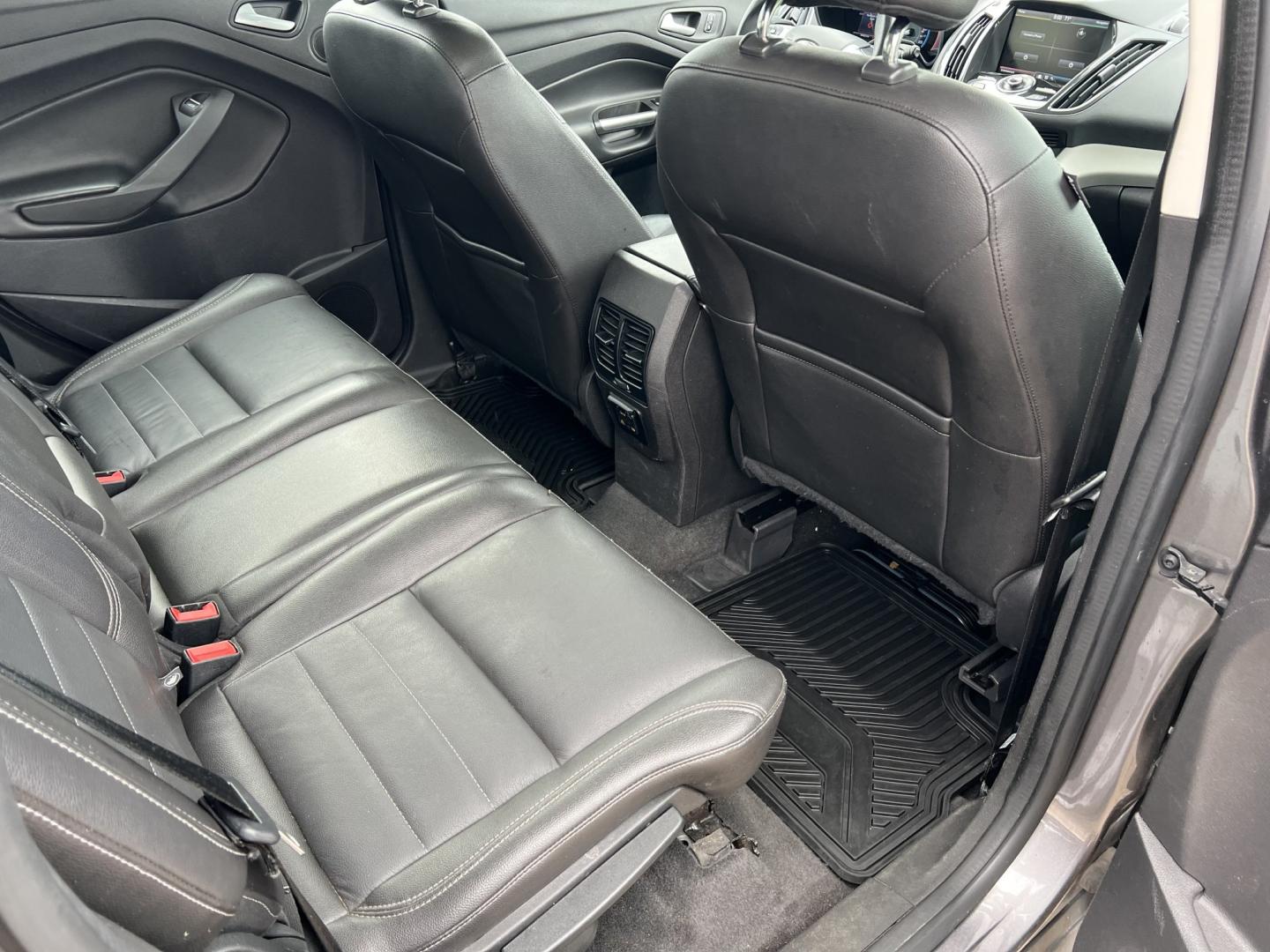 2013 Ford C-Max Hybrid SEL (1FADP5CU8DL) with an 2.0L L4 DOHC 16V HYBRID engine, Continuously Variable Transmission transmission, located at 17255 hwy 65 NE, Ham Lake, MN, 55304, 0.000000, 0.000000- Photo#15