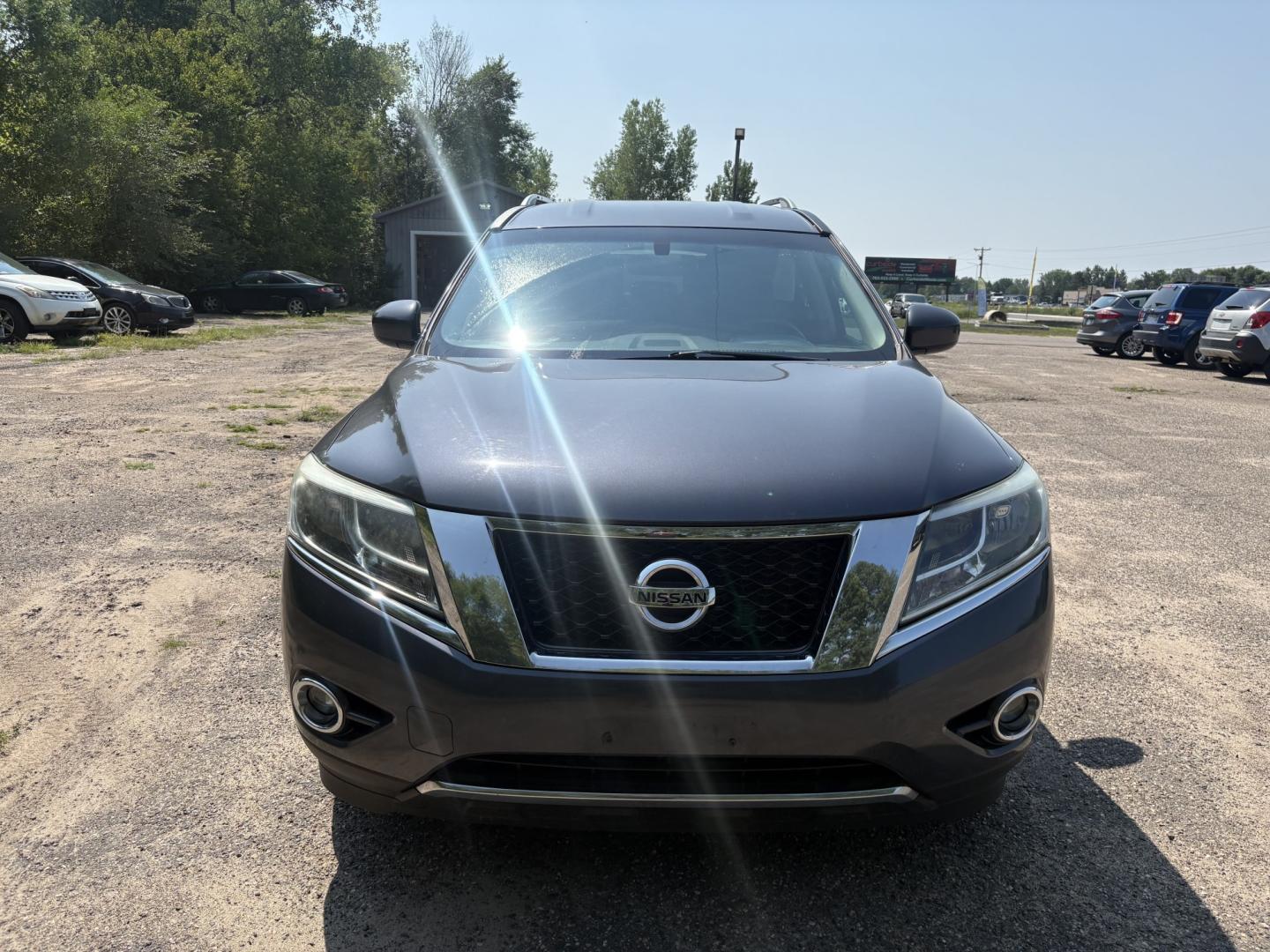 2014 Nissan Pathfinder S 4WD (5N1AR2MM5EC) with an 3.5L V6 DOHC 24V engine, Continuously Variable Transmission transmission, located at 17255 hwy 65 NE, Ham Lake, MN, 55304, 0.000000, 0.000000- Photo#7