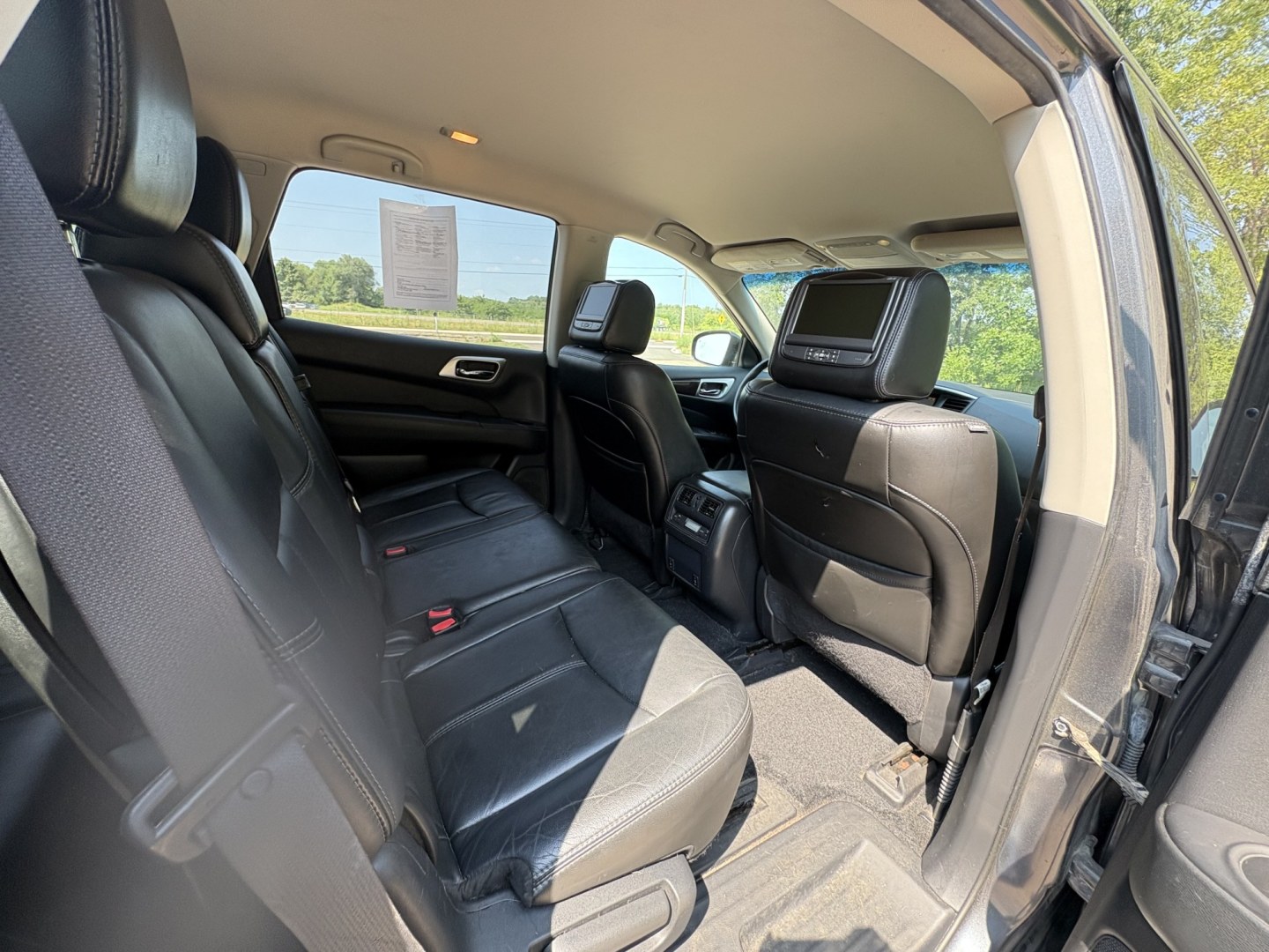 2014 Nissan Pathfinder S 4WD (5N1AR2MM5EC) with an 3.5L V6 DOHC 24V engine, Continuously Variable Transmission transmission, located at 17255 hwy 65 NE, Ham Lake, MN, 55304, 0.000000, 0.000000- Photo#13