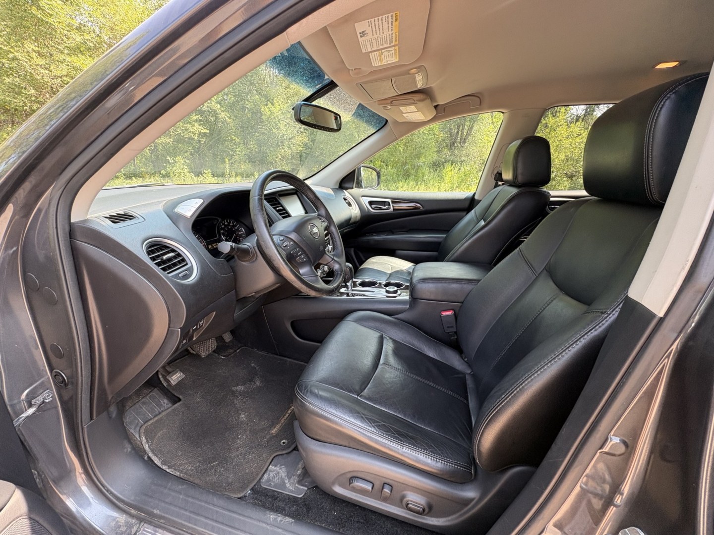 2014 Nissan Pathfinder S 4WD (5N1AR2MM5EC) with an 3.5L V6 DOHC 24V engine, Continuously Variable Transmission transmission, located at 17255 hwy 65 NE, Ham Lake, MN, 55304, 0.000000, 0.000000- Photo#9