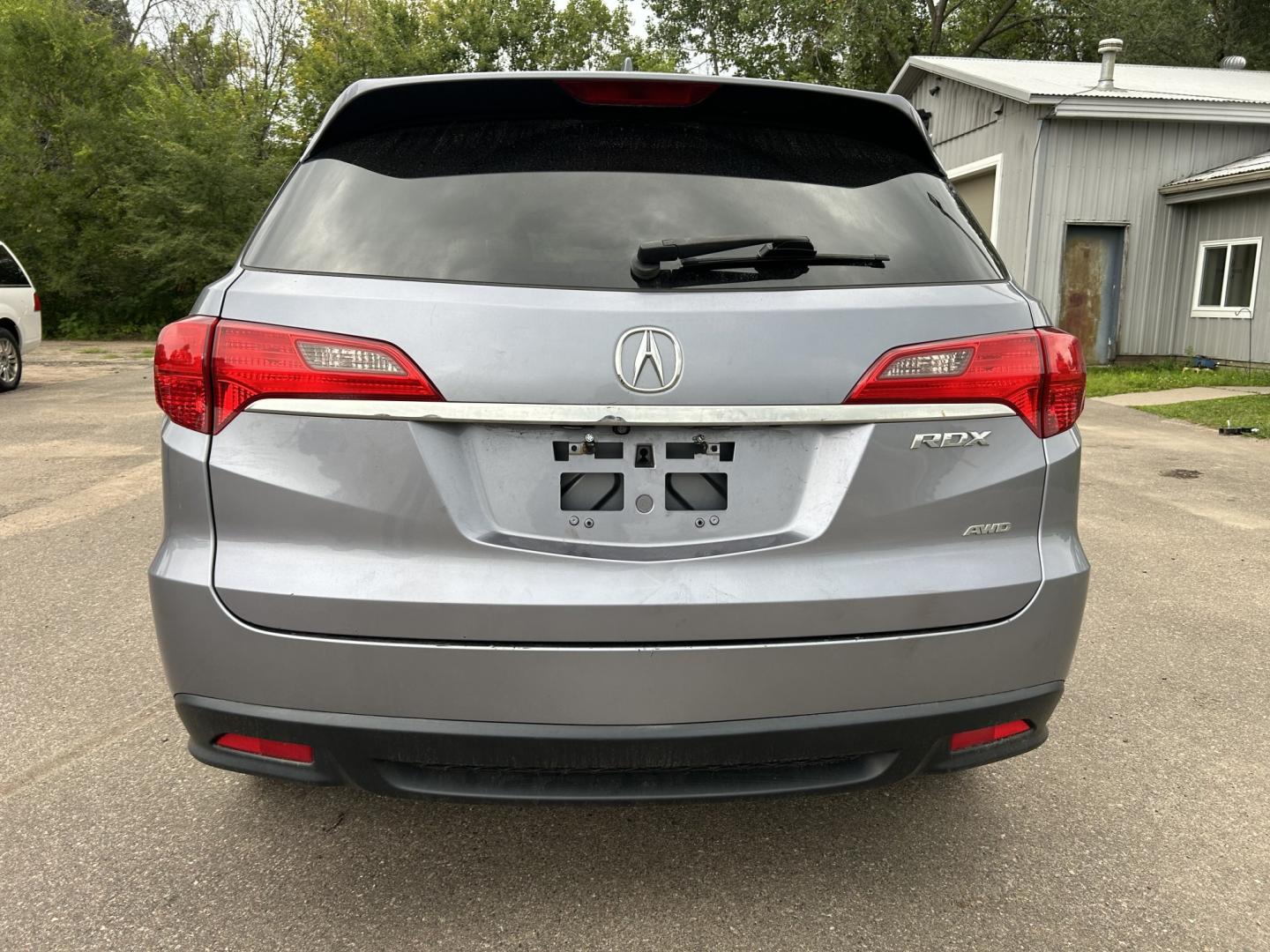2014 Acura RDX 6-Spd AT AWD w/ Technology Package (5J8TB4H55EL) with an 2.3L L4 DOHC 16V engine, 6-Speed Automatic transmission, located at 17255 hwy 65 NE, Ham Lake, MN, 55304, 0.000000, 0.000000- Photo#5