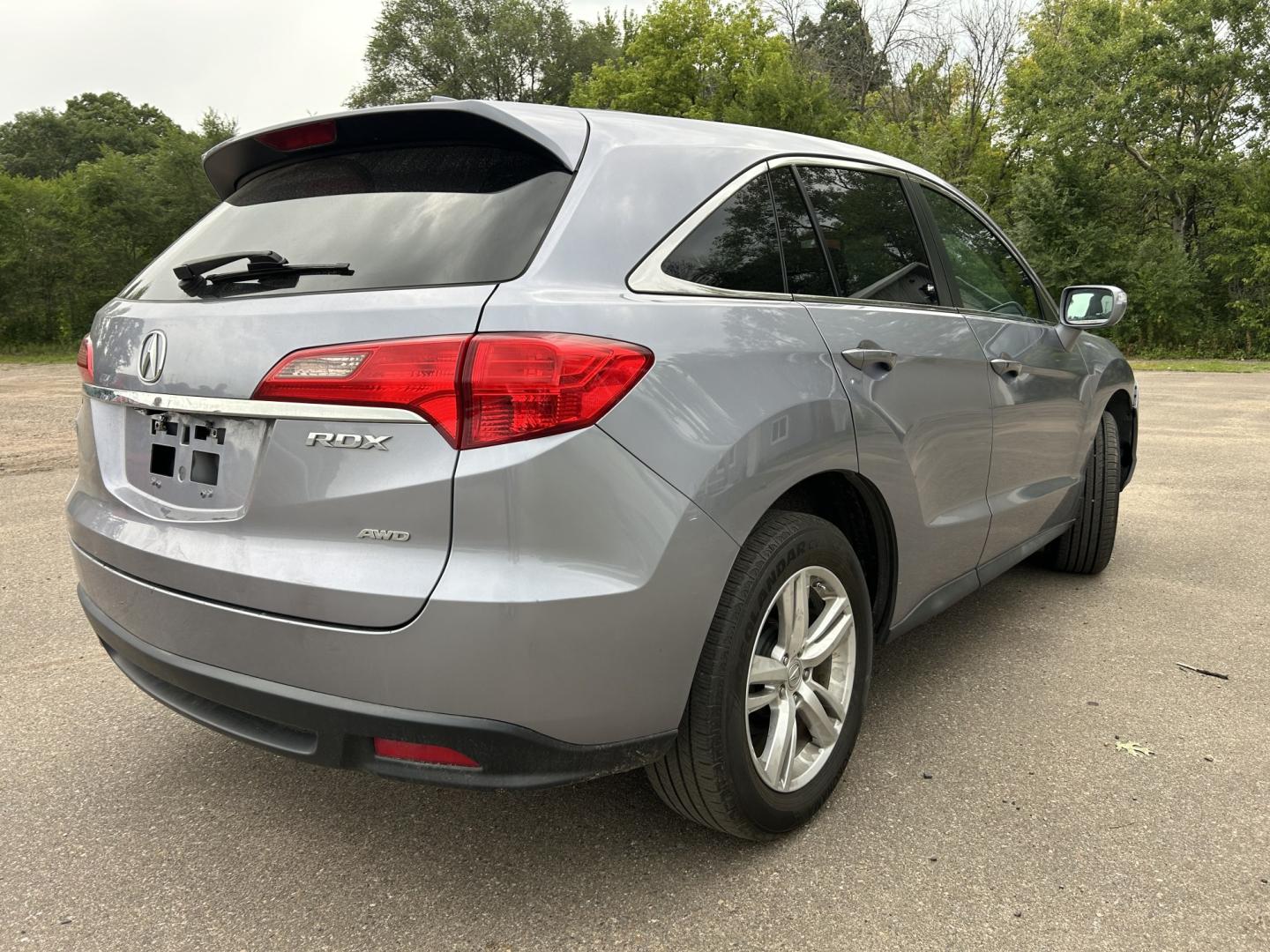 2014 Acura RDX 6-Spd AT AWD w/ Technology Package (5J8TB4H55EL) with an 2.3L L4 DOHC 16V engine, 6-Speed Automatic transmission, located at 17255 hwy 65 NE, Ham Lake, MN, 55304, 0.000000, 0.000000- Photo#6