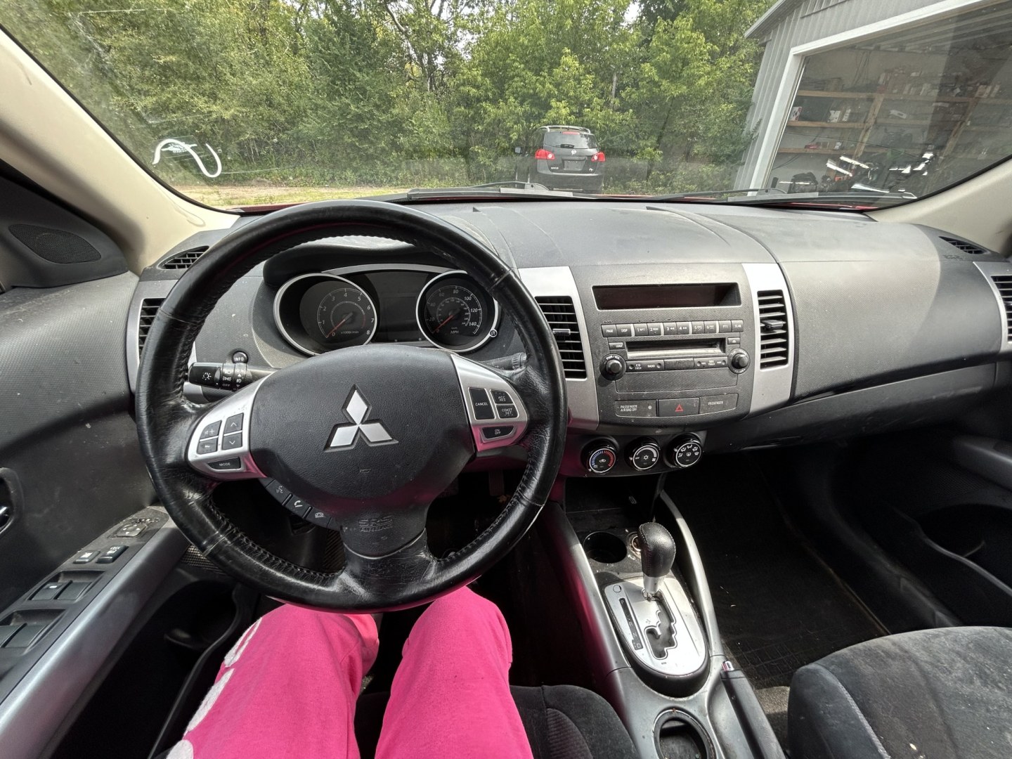 2013 Mitsubishi Outlander ES 2WD (JA4AS2AW1DU) with an 2.4L L4 DOHC 16V engine, 6-Speed Automatic transmission, located at 17255 hwy 65 NE, Ham Lake, MN, 55304, 0.000000, 0.000000- Photo#16