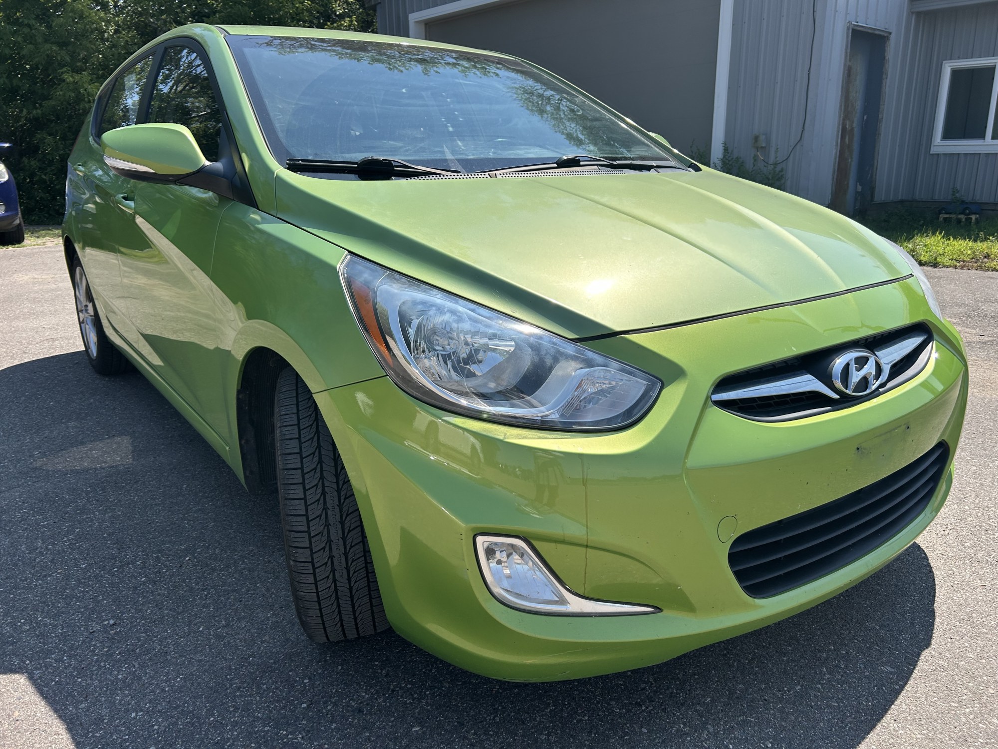 photo of 2013 Hyundai Accent SE 5-Door