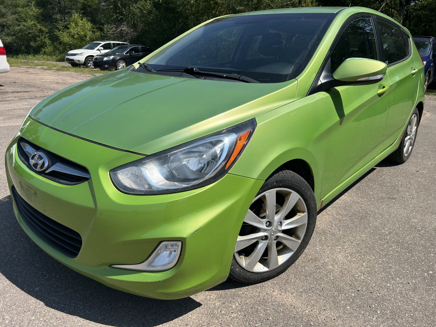 2013 Hyundai Accent SE 5-Door (KMHCU5AEXDU) with an 1.6L L4 DOHC 16V engine, located at 17255 hwy 65 NE, Ham Lake, MN, 55304, 0.000000, 0.000000- Photo#2