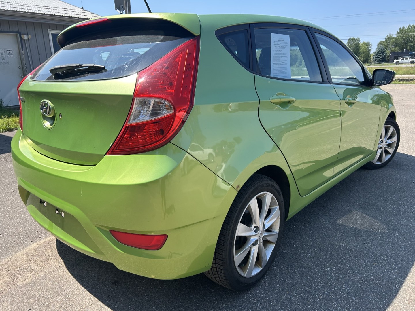 2013 Hyundai Accent SE 5-Door (KMHCU5AEXDU) with an 1.6L L4 DOHC 16V engine, located at 17255 hwy 65 NE, Ham Lake, MN, 55304, 0.000000, 0.000000- Photo#6