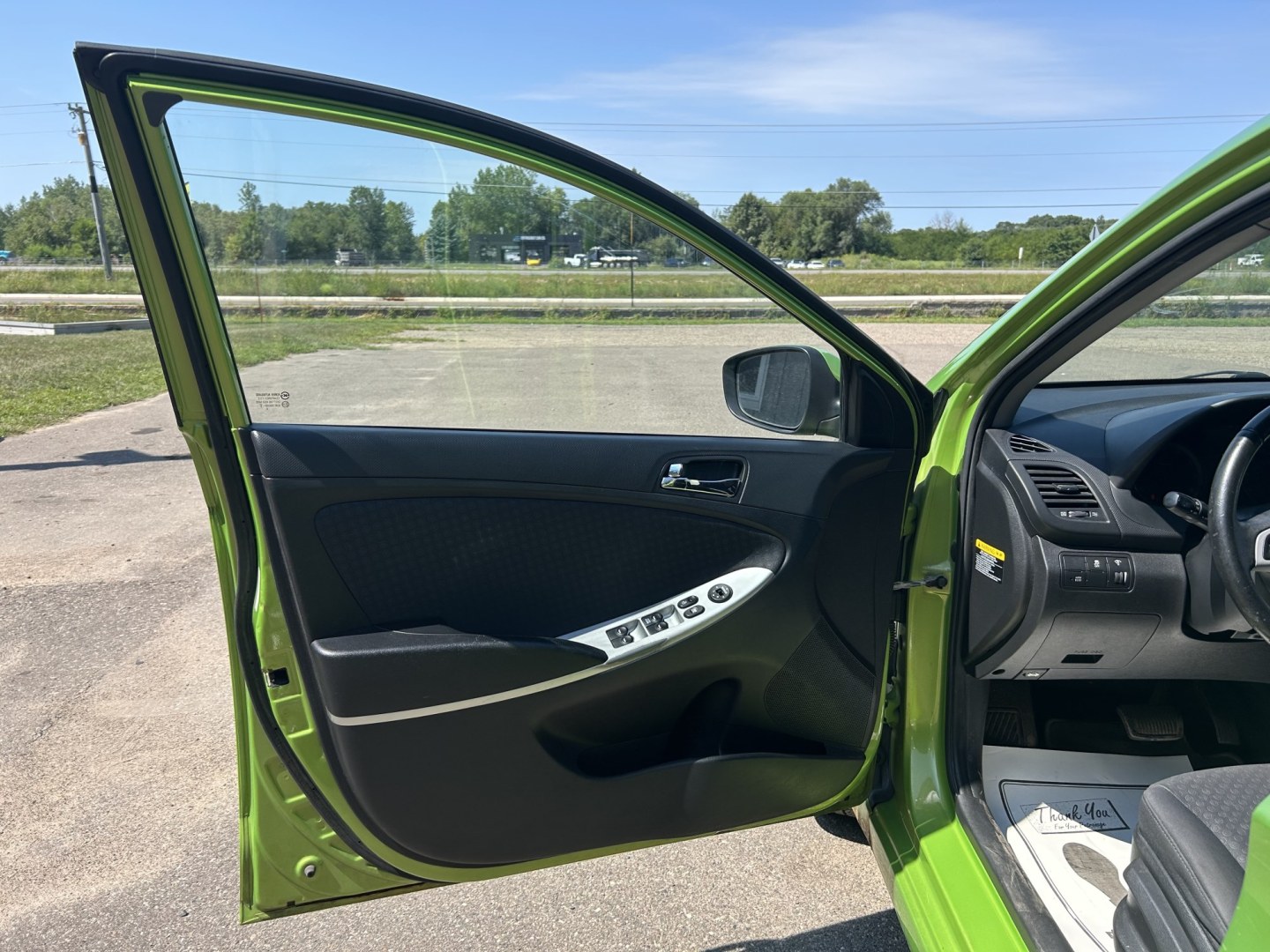 2013 Hyundai Accent SE 5-Door (KMHCU5AEXDU) with an 1.6L L4 DOHC 16V engine, located at 17255 hwy 65 NE, Ham Lake, MN, 55304, 0.000000, 0.000000- Photo#8