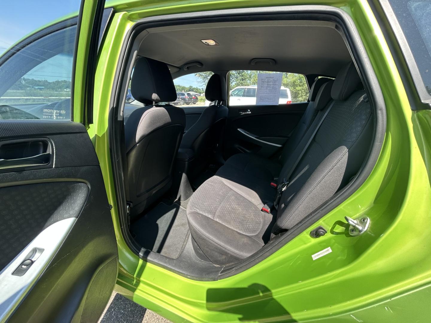 2013 Hyundai Accent SE 5-Door (KMHCU5AEXDU) with an 1.6L L4 DOHC 16V engine, located at 17255 hwy 65 NE, Ham Lake, MN, 55304, 0.000000, 0.000000- Photo#11