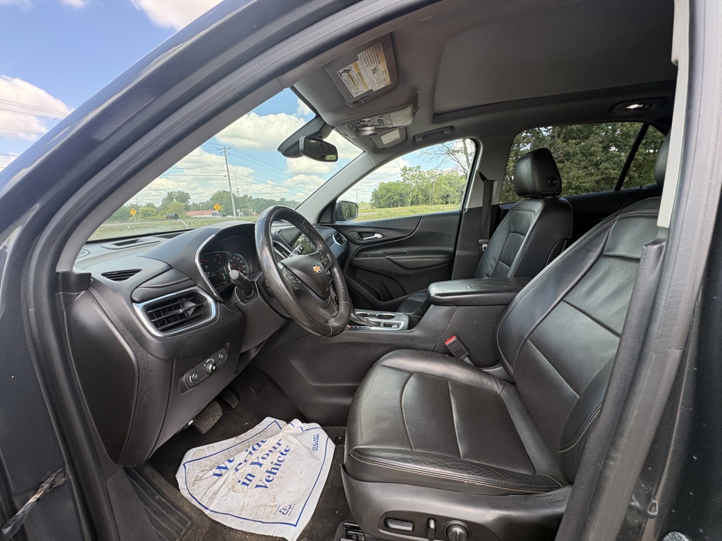 2018 Chevrolet Equinox Premier LT AWD (2GNAXVEV1J6) with an 1.5L L4 DIR DOHC 16V TURBO engine, 6A transmission, located at 17255 hwy 65 NE, Ham Lake, MN, 55304, 0.000000, 0.000000- Photo#9