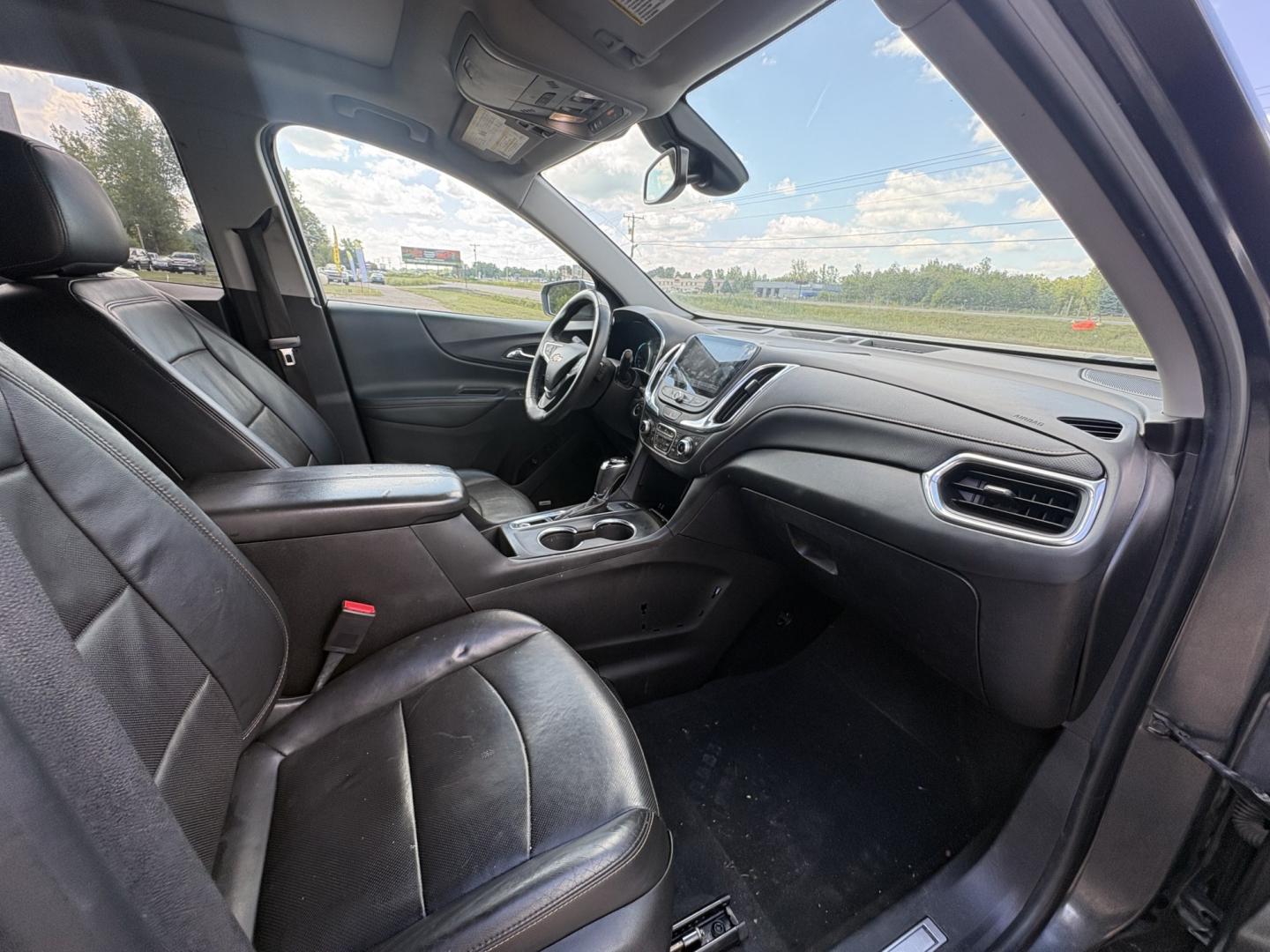 2018 Chevrolet Equinox Premier LT AWD (2GNAXVEV1J6) with an 1.5L L4 DIR DOHC 16V TURBO engine, 6A transmission, located at 17255 hwy 65 NE, Ham Lake, MN, 55304, 0.000000, 0.000000- Photo#15