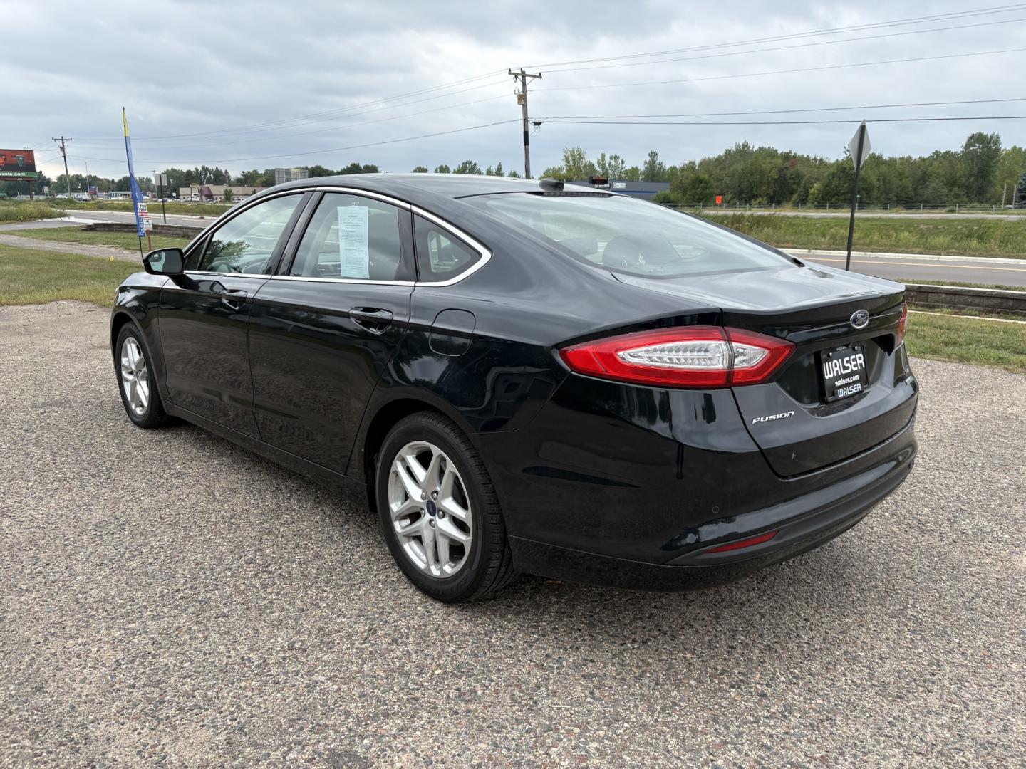 2014 Ford Fusion SE (3FA6P0HD4ER) with an 1.5L L4 DOHC 16V engine, located at 17255 hwy 65 NE, Ham Lake, MN, 55304, 0.000000, 0.000000- Photo#2