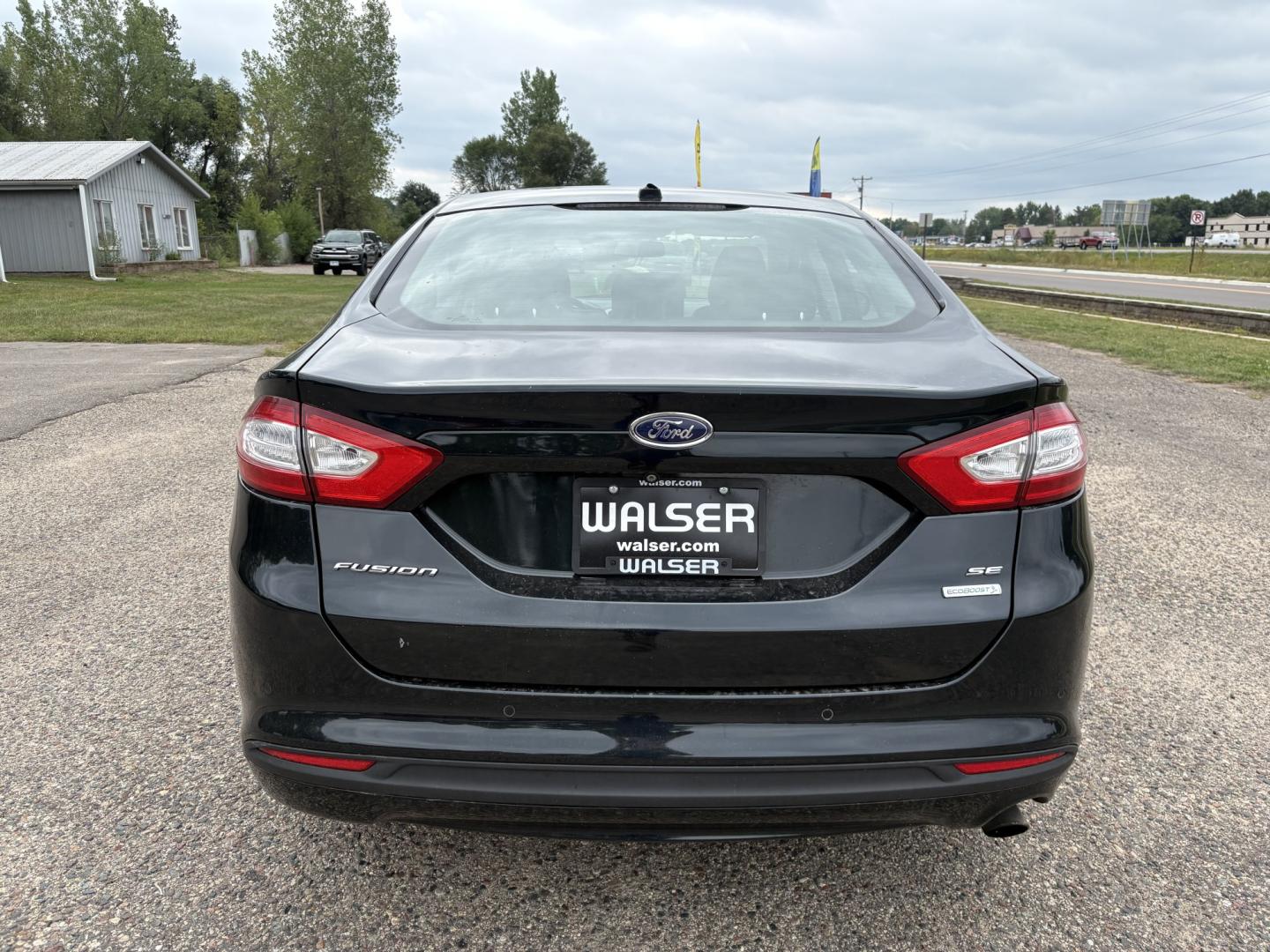 2014 Ford Fusion SE (3FA6P0HD4ER) with an 1.5L L4 DOHC 16V engine, located at 17255 hwy 65 NE, Ham Lake, MN, 55304, 0.000000, 0.000000- Photo#3