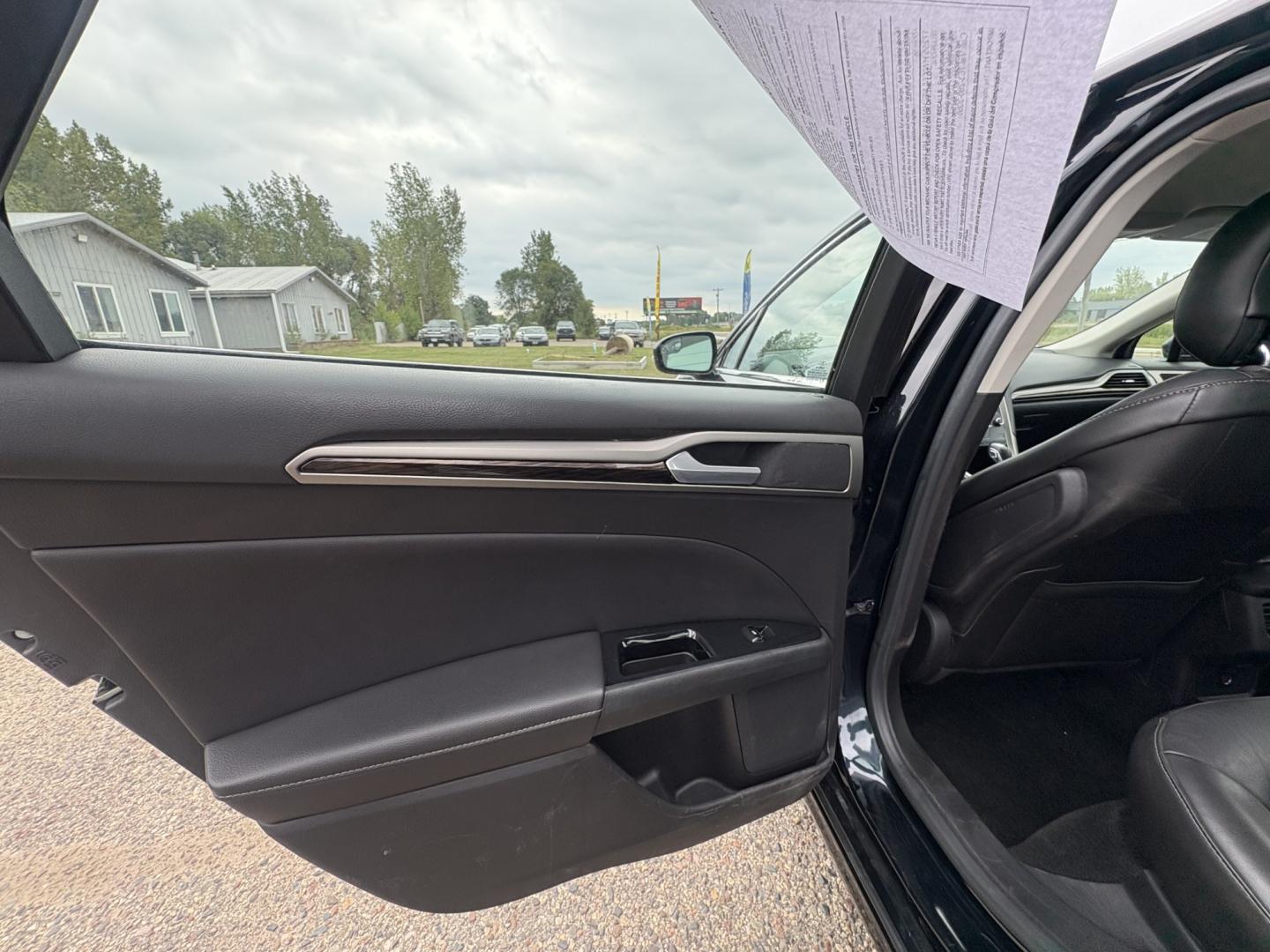 2014 Ford Fusion SE (3FA6P0HD4ER) with an 1.5L L4 DOHC 16V engine, located at 17255 hwy 65 NE, Ham Lake, MN, 55304, 0.000000, 0.000000- Photo#10