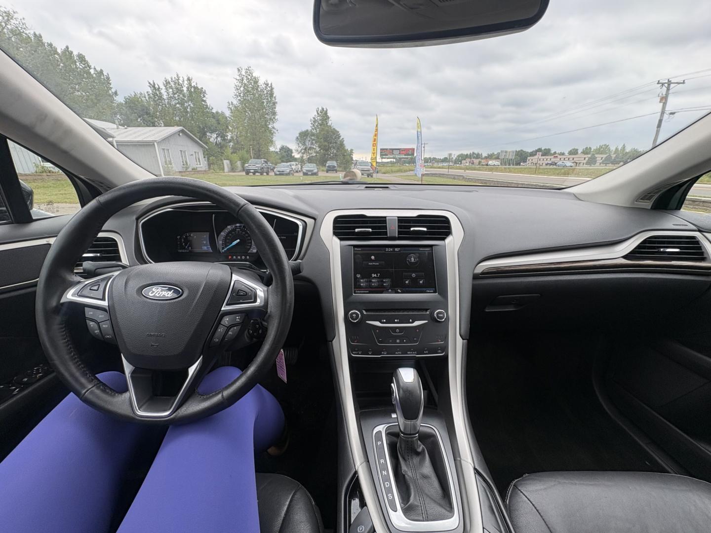 2014 Ford Fusion SE (3FA6P0HD4ER) with an 1.5L L4 DOHC 16V engine, located at 17255 hwy 65 NE, Ham Lake, MN, 55304, 0.000000, 0.000000- Photo#16