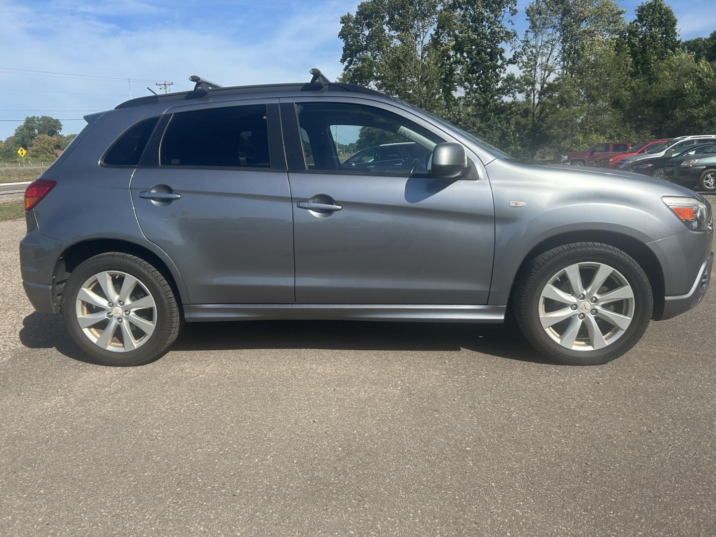 2012 Mitsubishi Outlander Sport SE 4WD (JA4AR4AU5CZ) with an 2.0L L4 DOHC 16V engine, Continuously Variable Transmission transmission, located at 17255 hwy 65 NE, Ham Lake, MN, 55304, 0.000000, 0.000000- Photo#3