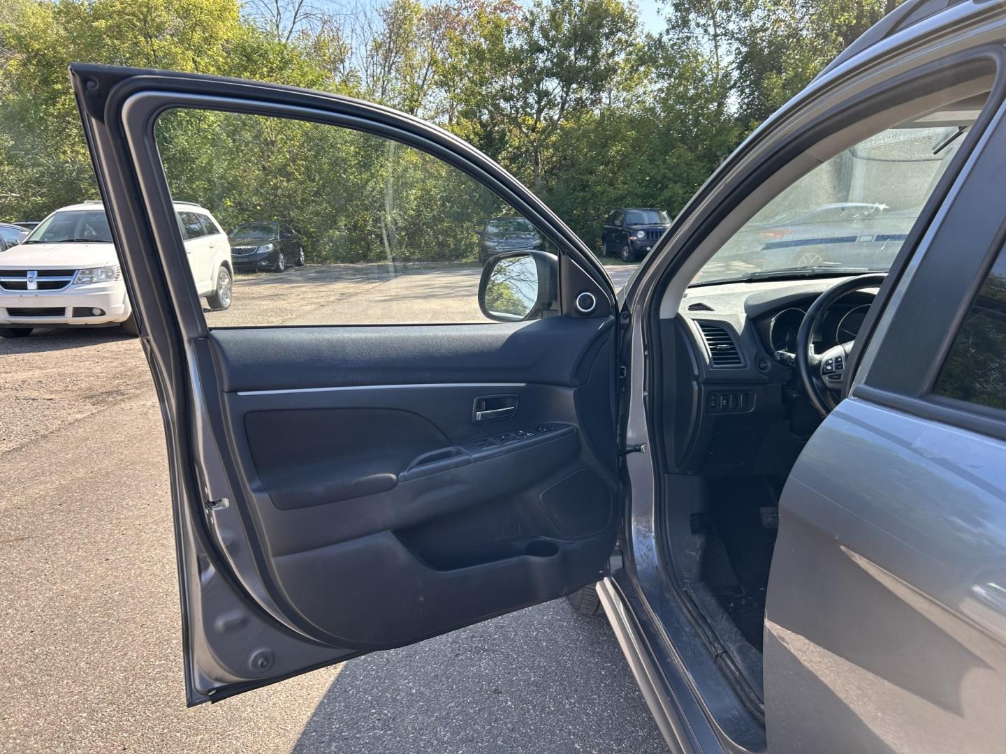 2012 Mitsubishi Outlander Sport SE 4WD (JA4AR4AU5CZ) with an 2.0L L4 DOHC 16V engine, Continuously Variable Transmission transmission, located at 17255 hwy 65 NE, Ham Lake, MN, 55304, 0.000000, 0.000000- Photo#8