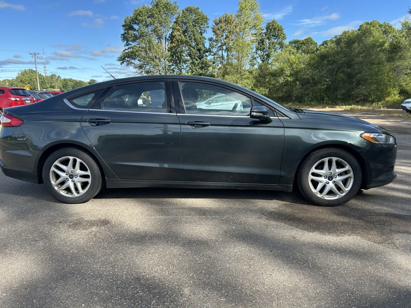 2015 Ford Fusion SE (3FA6P0H73FR) with an 2.5L L4 DOHC 16V engine, located at 17255 hwy 65 NE, Ham Lake, MN, 55304, 0.000000, 0.000000- Photo#3