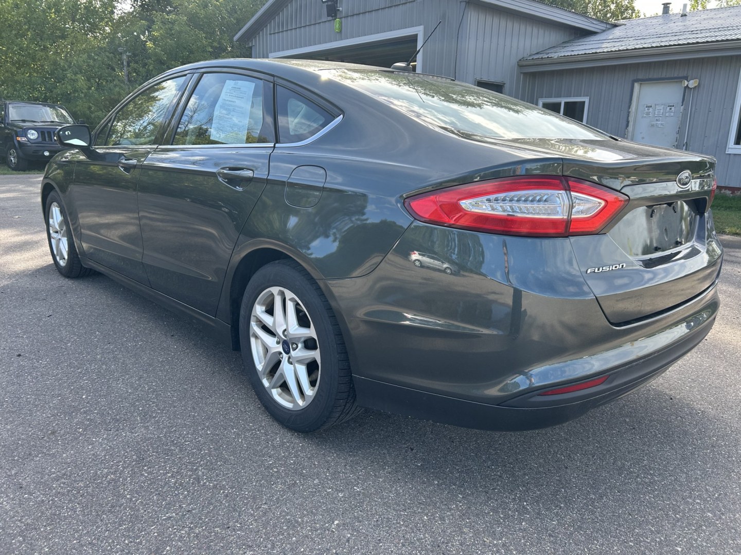 2015 Ford Fusion SE (3FA6P0H73FR) with an 2.5L L4 DOHC 16V engine, located at 17255 hwy 65 NE, Ham Lake, MN, 55304, 0.000000, 0.000000- Photo#6