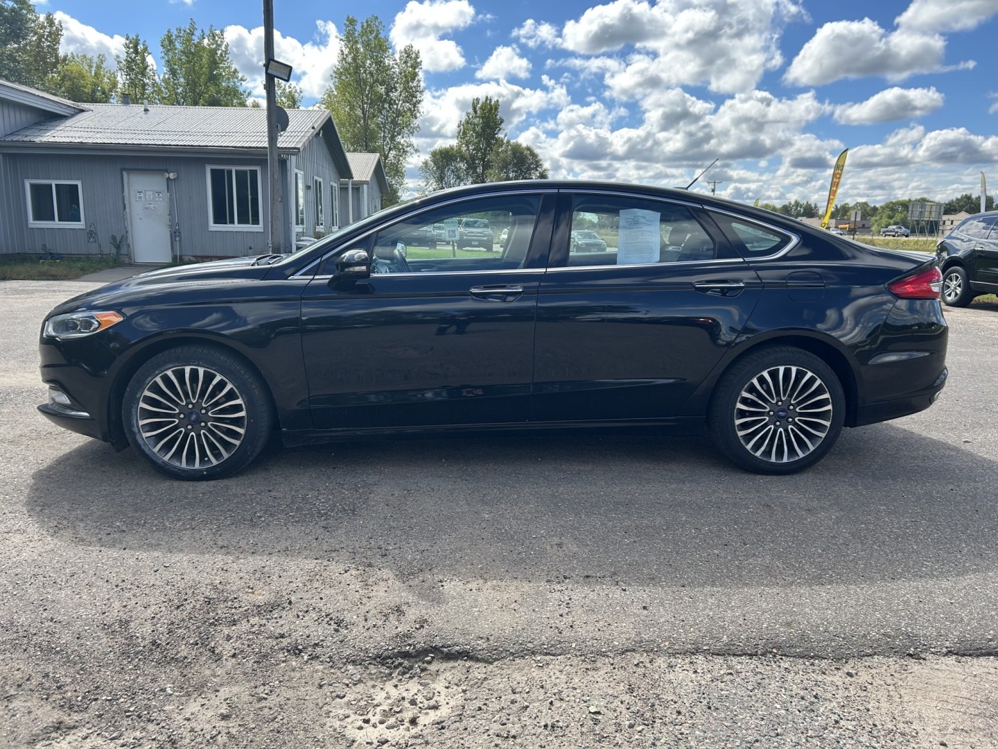 2017 Ford Fusion SE AWD (3FA6P0T9XHR) with an 2.0L L4 DOHC 16V engine, 6A transmission, located at 17255 hwy 65 NE, Ham Lake, MN, 55304, 0.000000, 0.000000- Photo#7