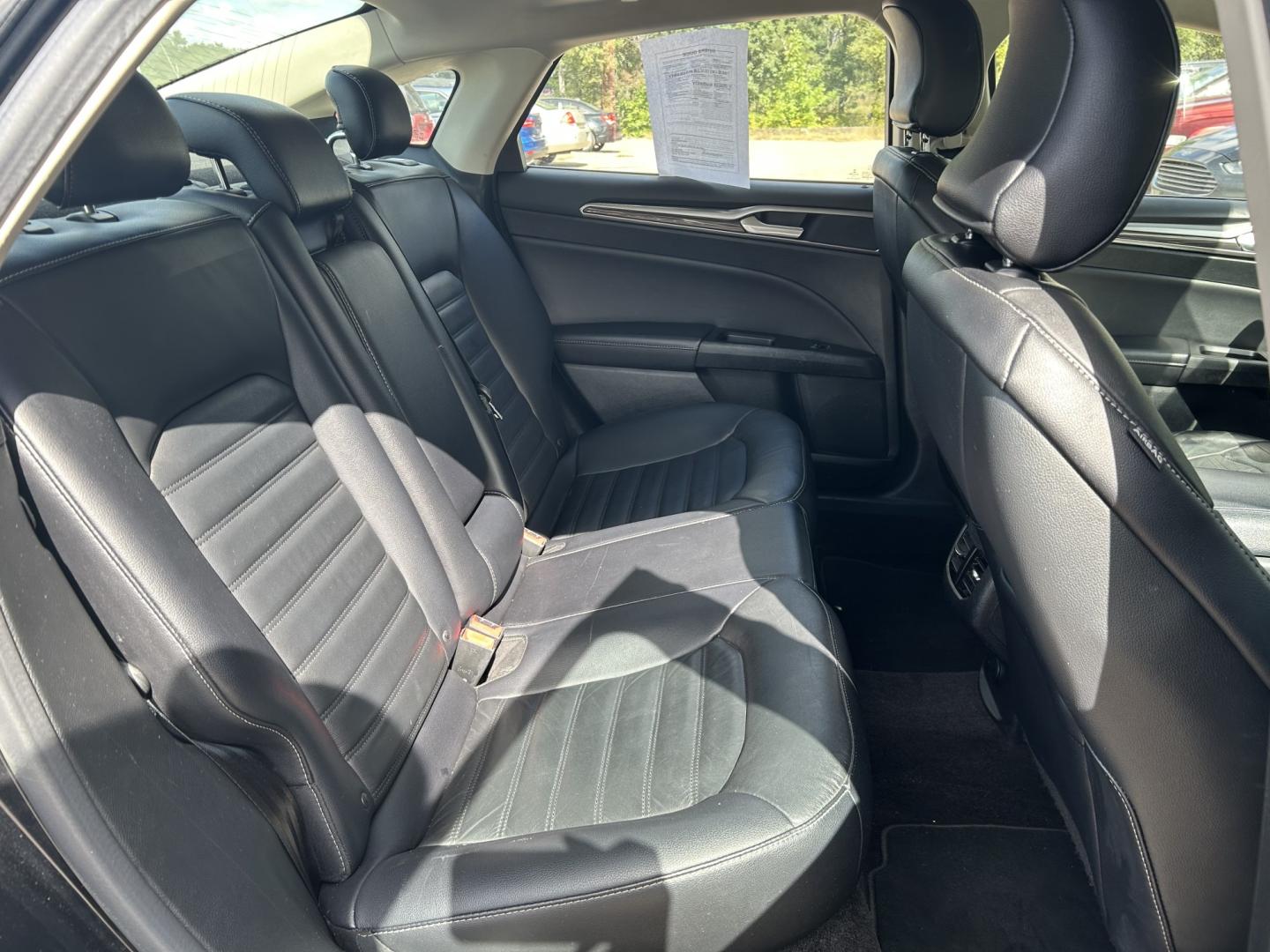 2017 Ford Fusion SE AWD (3FA6P0T9XHR) with an 2.0L L4 DOHC 16V engine, 6A transmission, located at 17255 hwy 65 NE, Ham Lake, MN, 55304, 0.000000, 0.000000- Photo#13