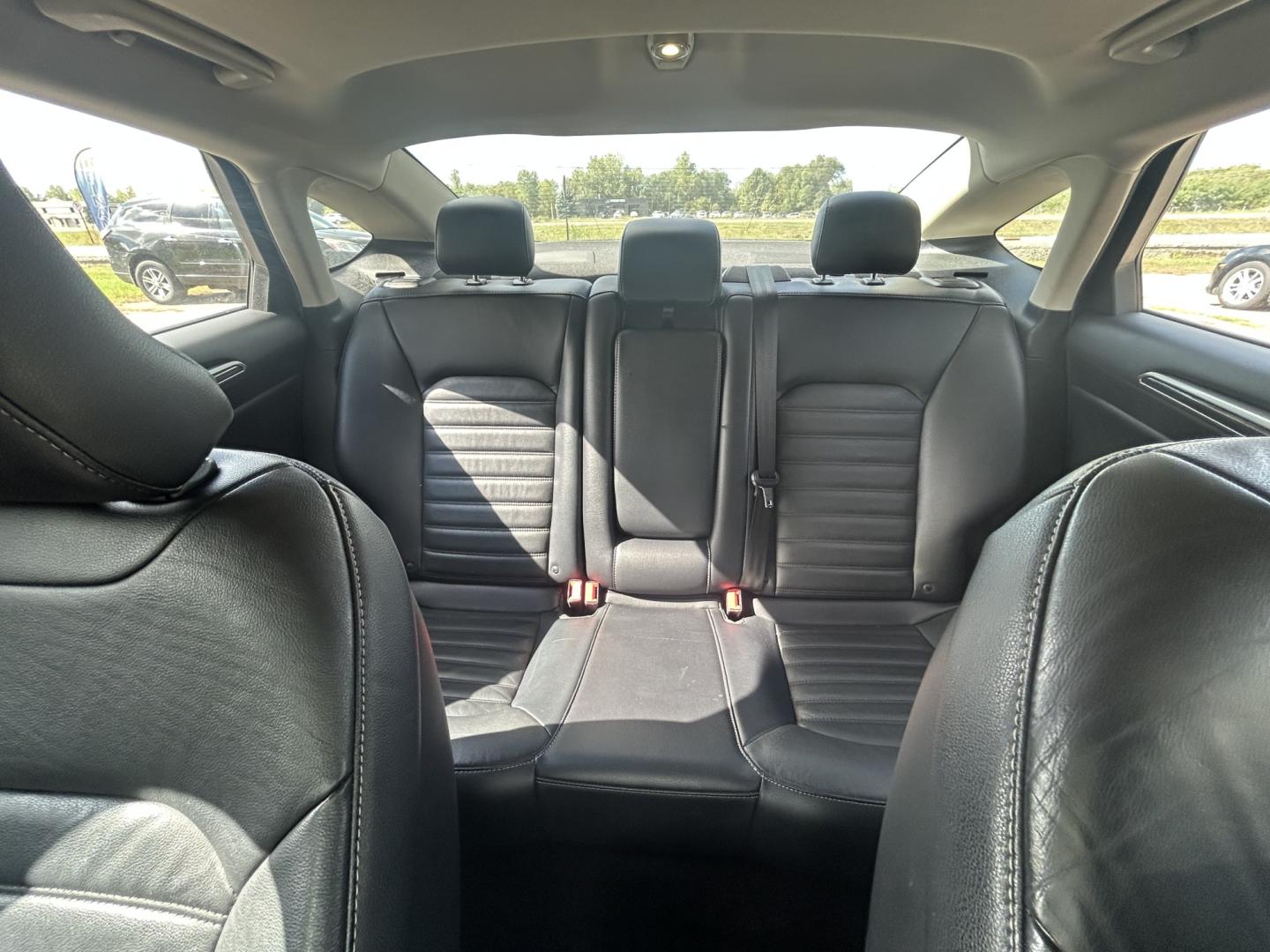 2017 Ford Fusion SE AWD (3FA6P0T9XHR) with an 2.0L L4 DOHC 16V engine, 6A transmission, located at 17255 hwy 65 NE, Ham Lake, MN, 55304, 0.000000, 0.000000- Photo#18