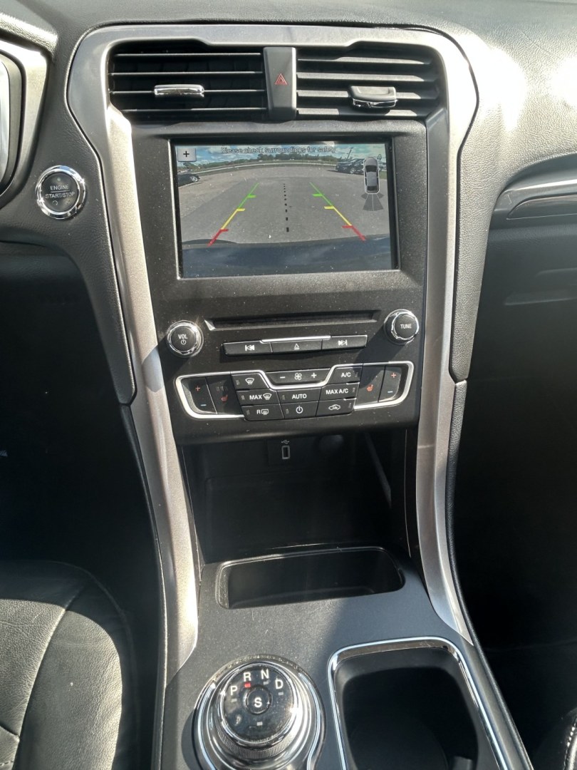2017 Ford Fusion SE AWD (3FA6P0T9XHR) with an 2.0L L4 DOHC 16V engine, 6A transmission, located at 17255 hwy 65 NE, Ham Lake, MN, 55304, 0.000000, 0.000000- Photo#21