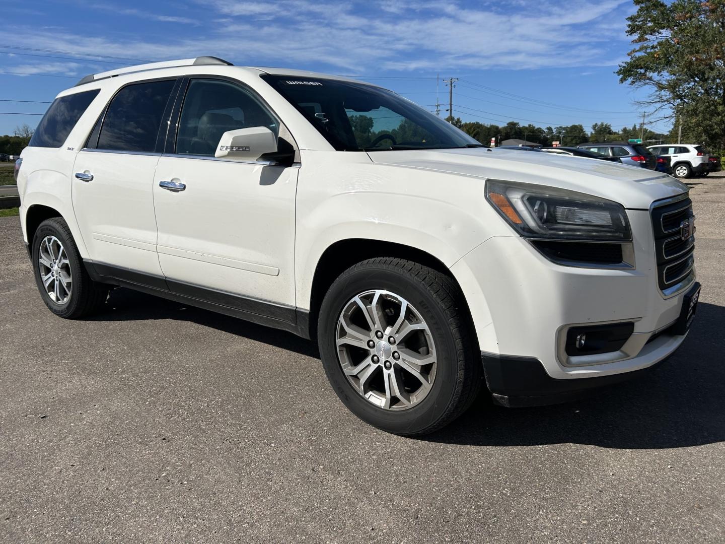 2015 GMC Acadia SLT-1 AWD (1GKKVRKD5FJ) with an 3.6L V6 DOHC 24V engine, 6A transmission, located at 17255 hwy 65 NE, Ham Lake, MN, 55304, 0.000000, 0.000000- Photo#2