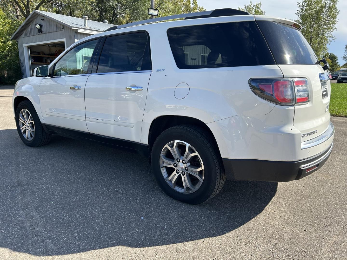 2015 GMC Acadia SLT-1 AWD (1GKKVRKD5FJ) with an 3.6L V6 DOHC 24V engine, 6A transmission, located at 17255 hwy 65 NE, Ham Lake, MN, 55304, 0.000000, 0.000000- Photo#6