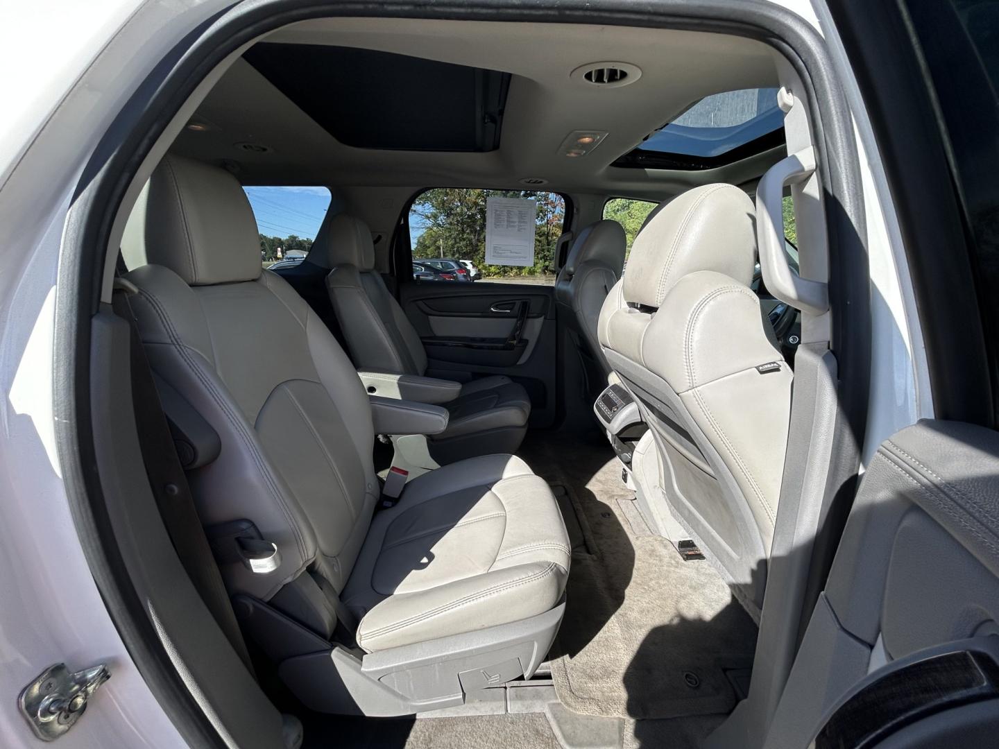 2015 GMC Acadia SLT-1 AWD (1GKKVRKD5FJ) with an 3.6L V6 DOHC 24V engine, 6A transmission, located at 17255 hwy 65 NE, Ham Lake, MN, 55304, 0.000000, 0.000000- Photo#13