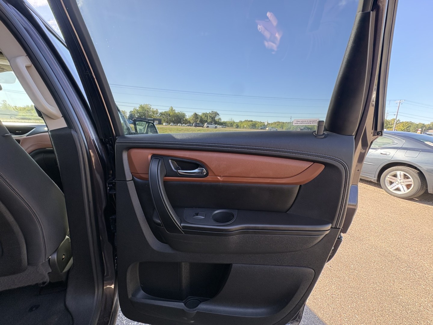 2015 Chevrolet Traverse 1LT FWD (1GNKRGKD0FJ) with an 3.6L V6 DOHC 24V engine, 6A transmission, located at 17255 hwy 65 NE, Ham Lake, MN, 55304, 0.000000, 0.000000- Photo#13
