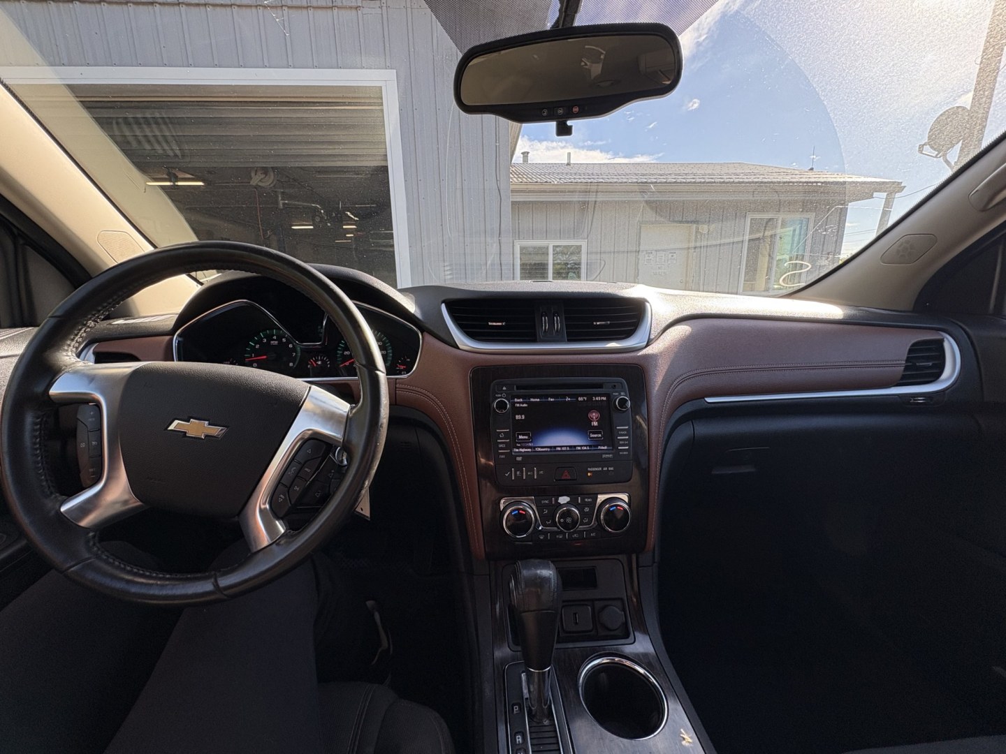 2015 Chevrolet Traverse 1LT FWD (1GNKRGKD0FJ) with an 3.6L V6 DOHC 24V engine, 6A transmission, located at 17255 hwy 65 NE, Ham Lake, MN, 55304, 0.000000, 0.000000- Photo#17