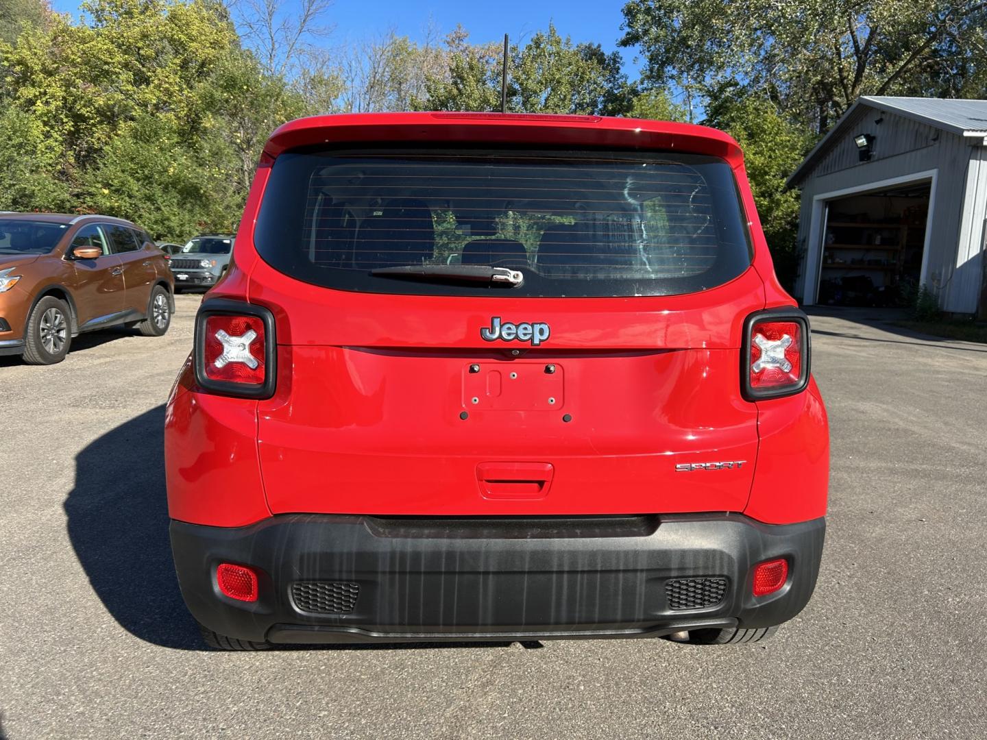 2019 Jeep Renegade Sport (ZACNJAAB7KP) with an 2.4L L4 DOHC 16V engine, 9A transmission, located at 17255 hwy 65 NE, Ham Lake, MN, 55304, 0.000000, 0.000000- Photo#5