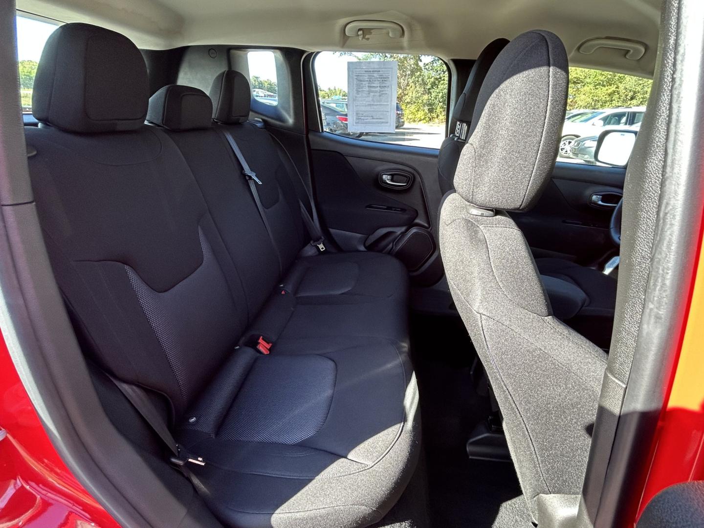 2019 Jeep Renegade Sport (ZACNJAAB7KP) with an 2.4L L4 DOHC 16V engine, 9A transmission, located at 17255 hwy 65 NE, Ham Lake, MN, 55304, 0.000000, 0.000000- Photo#13