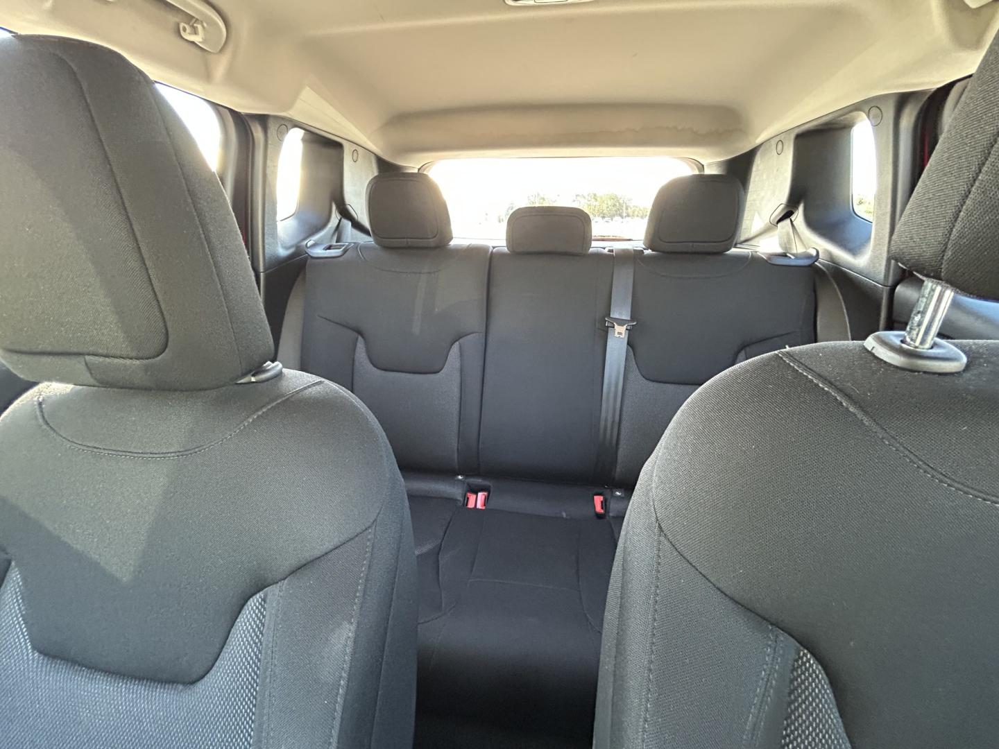 2019 Jeep Renegade Sport (ZACNJAAB7KP) with an 2.4L L4 DOHC 16V engine, 9A transmission, located at 17255 hwy 65 NE, Ham Lake, MN, 55304, 0.000000, 0.000000- Photo#18