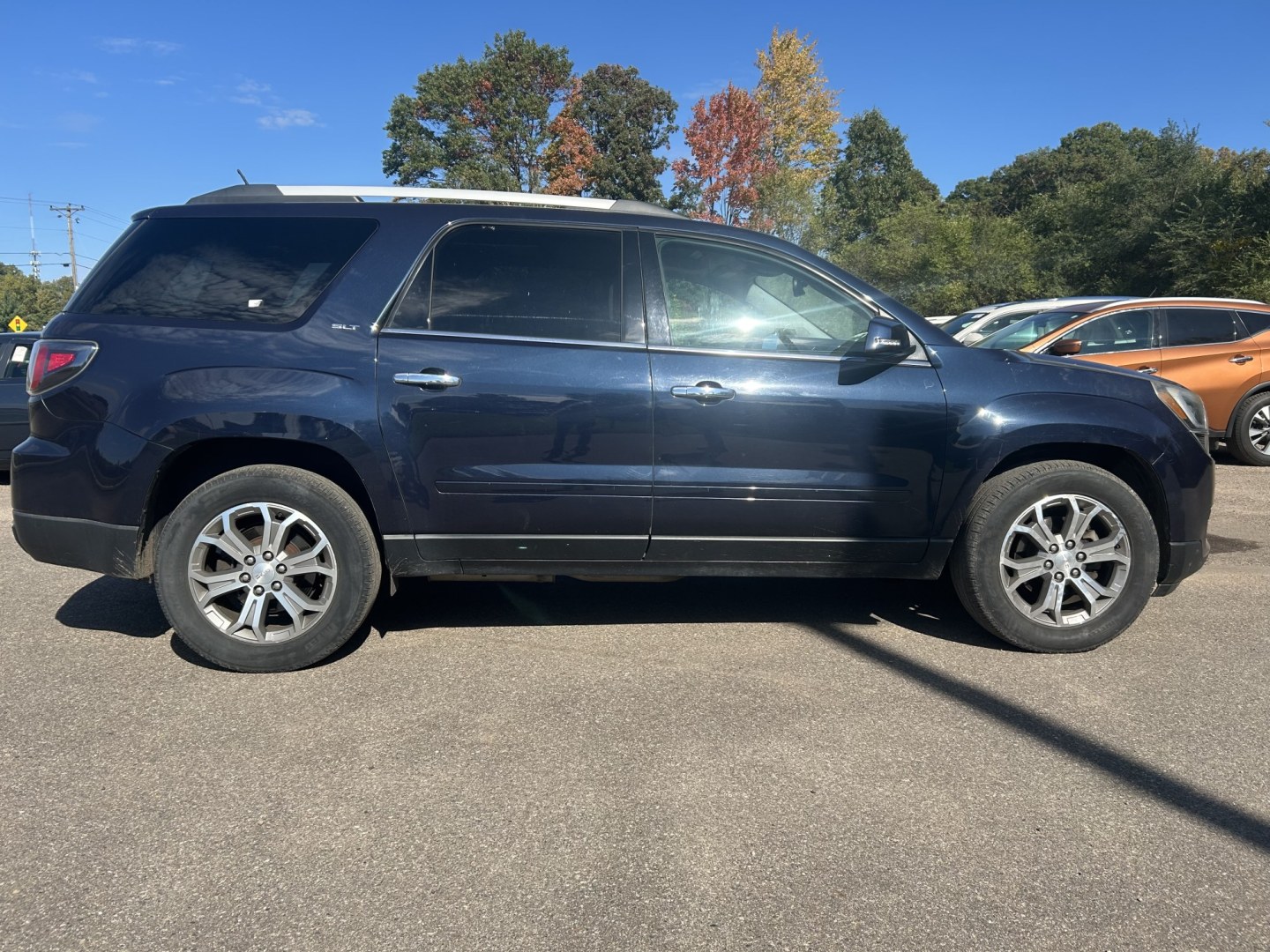 2015 GMC Acadia SLT-1 AWD (1GKKVRKD5FJ) with an 3.6L V6 DOHC 24V engine, 6A transmission, located at 17255 hwy 65 NE, Ham Lake, MN, 55304, 0.000000, 0.000000- Photo#3