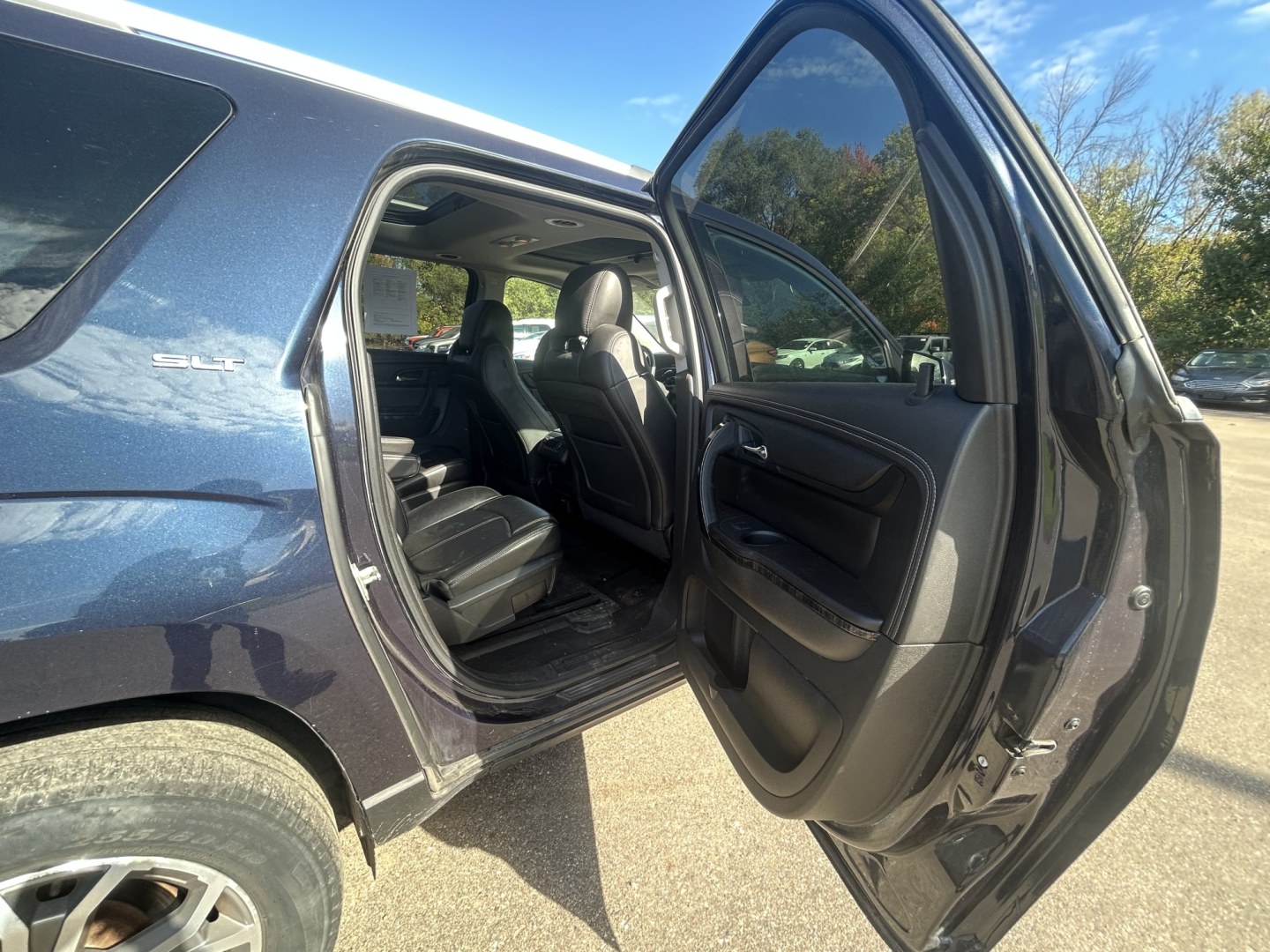 2015 GMC Acadia SLT-1 AWD (1GKKVRKD5FJ) with an 3.6L V6 DOHC 24V engine, 6A transmission, located at 17255 hwy 65 NE, Ham Lake, MN, 55304, 0.000000, 0.000000- Photo#12