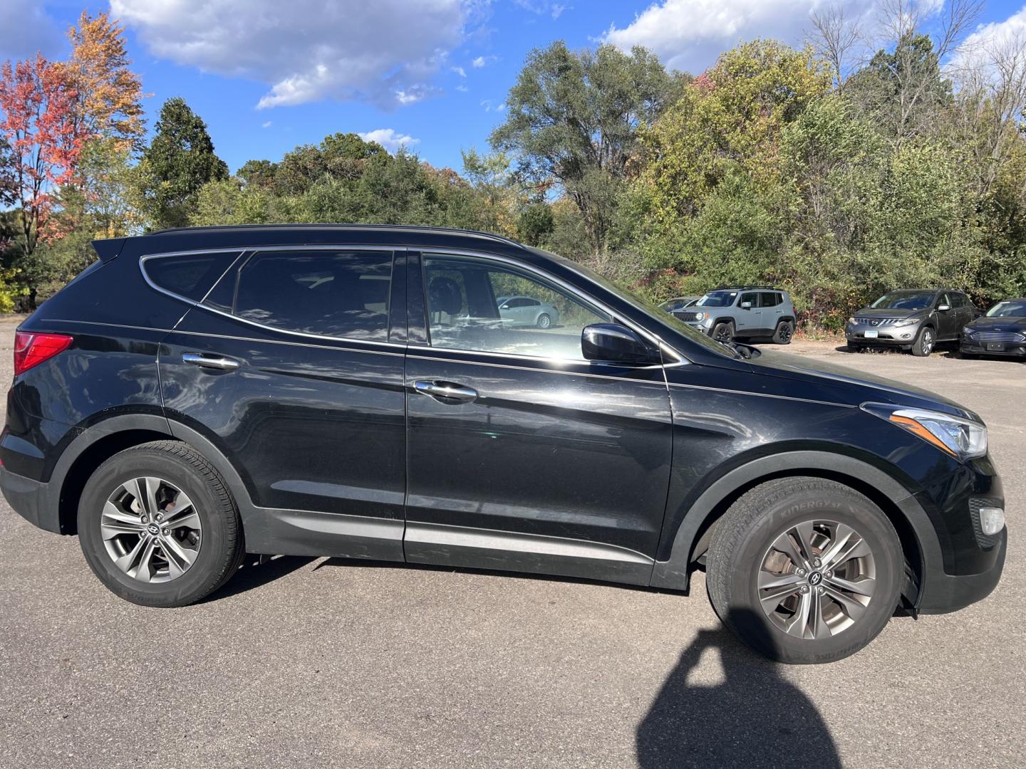2014 Hyundai Santa Fe Sport 2.4 AWD (5XYZUDLB4EG) with an 2.4L L4 DOHC 16V engine, 6A transmission, located at 17255 hwy 65 NE, Ham Lake, MN, 55304, 0.000000, 0.000000- Photo#3