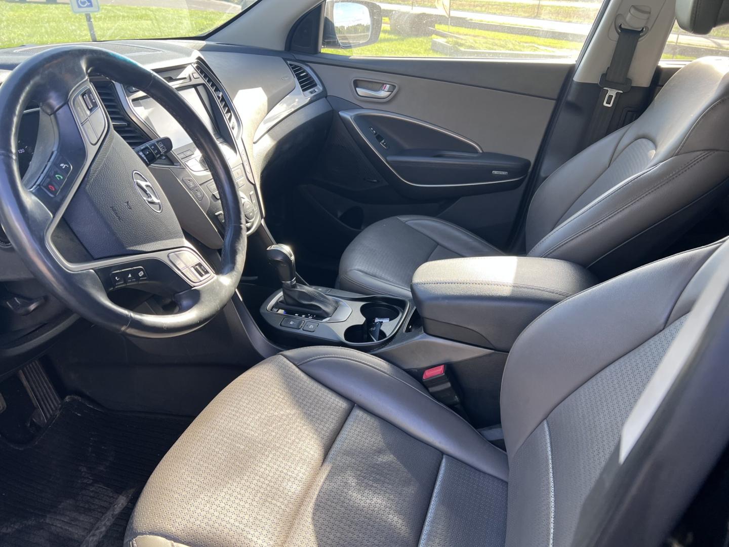 2014 Hyundai Santa Fe Sport 2.4 AWD (5XYZUDLB4EG) with an 2.4L L4 DOHC 16V engine, 6A transmission, located at 17255 hwy 65 NE, Ham Lake, MN, 55304, 0.000000, 0.000000- Photo#9