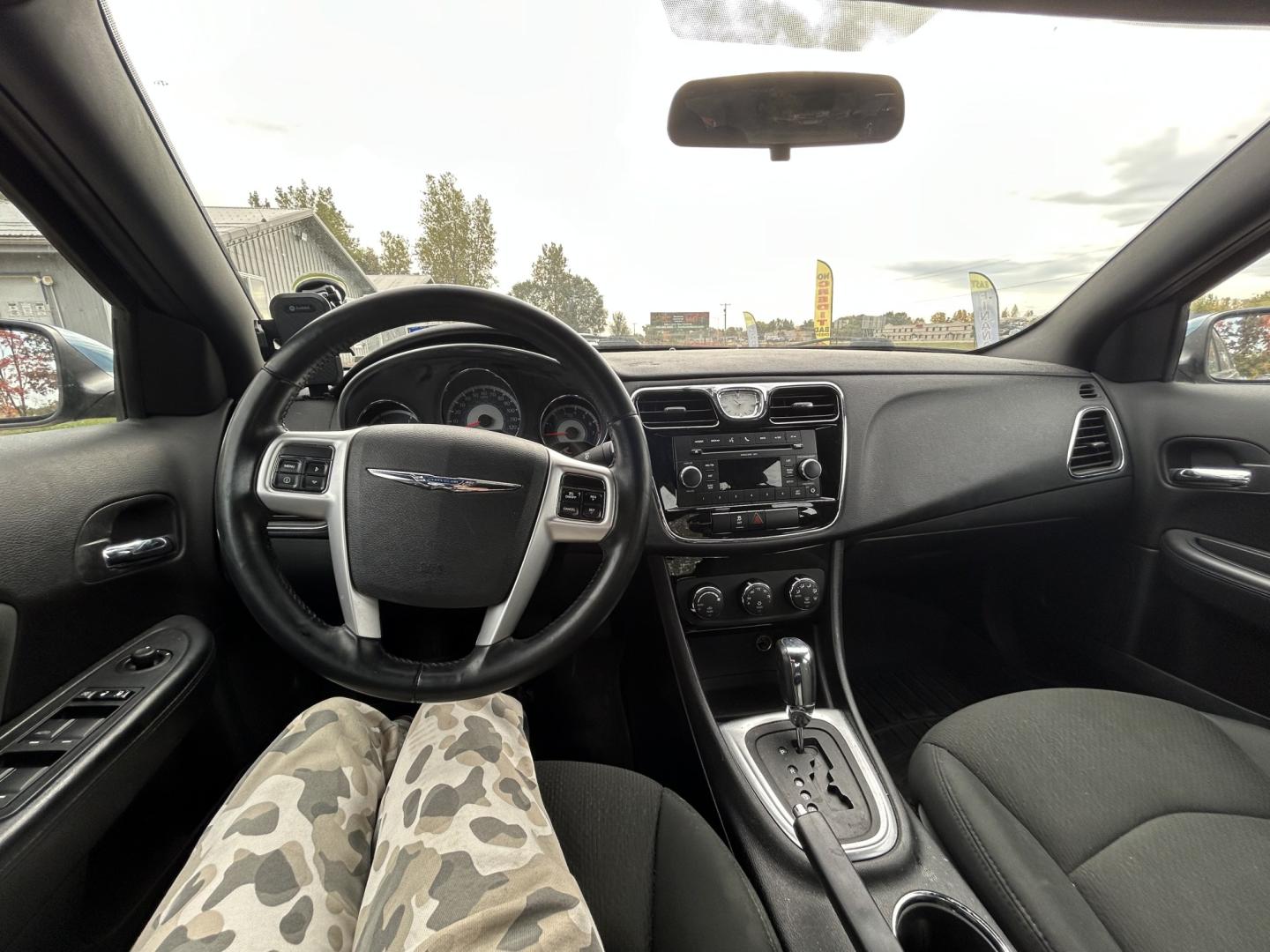 2011 Chrysler 200 Touring (1C3BC1FB3BN) with an 2.4L L4 DOHC 16V engine, 6-Speed Automatic transmission, located at 17255 hwy 65 NE, Ham Lake, MN, 55304, 0.000000, 0.000000- Photo#16