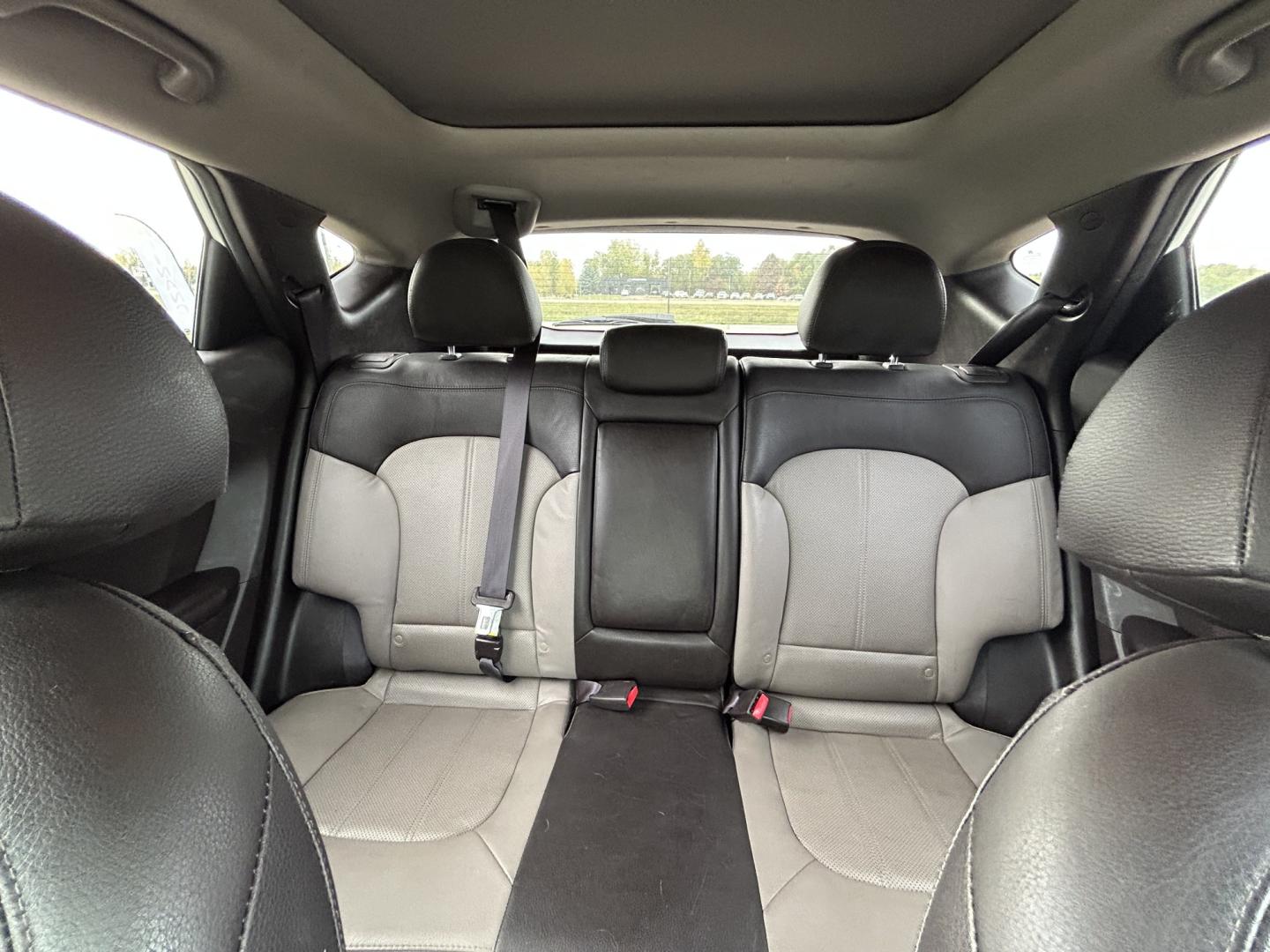 2013 Hyundai Tucson Limited Auto AWD (KM8JUCACXDU) with an 2.4L L4 DOHC 16V engine, 6-Speed Automatic transmission, located at 17255 hwy 65 NE, Ham Lake, MN, 55304, 0.000000, 0.000000- Photo#18