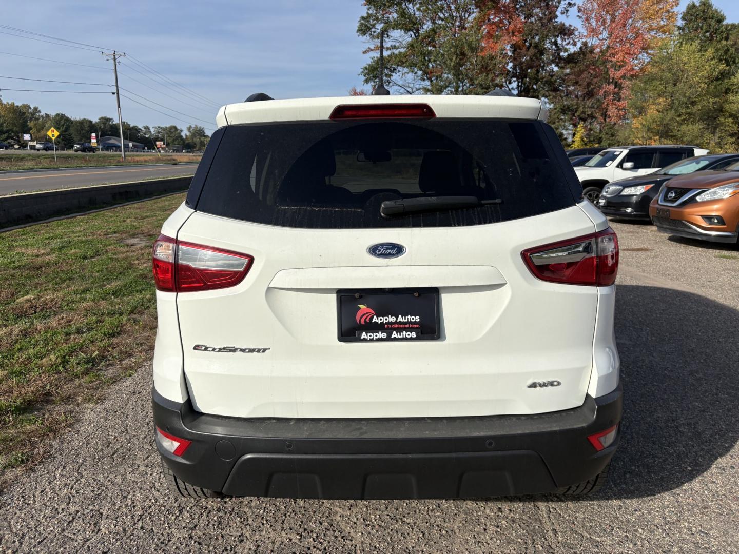 2019 Ford EcoSport SE AWD (MAJ6S3GL1KC) with an 2.0L L4 DOHC 16V engine, 6A transmission, located at 17255 hwy 65 NE, Ham Lake, MN, 55304, 0.000000, 0.000000- Photo#3