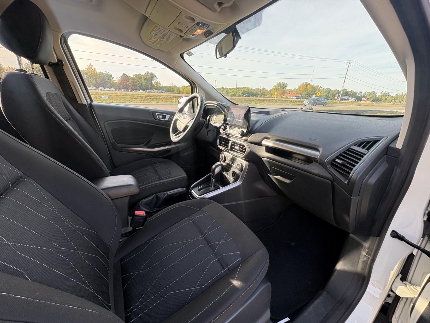 2019 Ford EcoSport SE AWD (MAJ6S3GL1KC) with an 2.0L L4 DOHC 16V engine, 6A transmission, located at 17255 hwy 65 NE, Ham Lake, MN, 55304, 0.000000, 0.000000- Photo#15