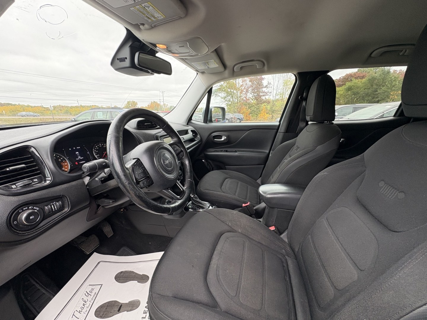 2017 Jeep Renegade Latitude 4WD (ZACCJBBB8HP) with an 2.4L L4 DOHC 16V engine, 6M transmission, located at 17255 hwy 65 NE, Ham Lake, MN, 55304, 0.000000, 0.000000- Photo#9