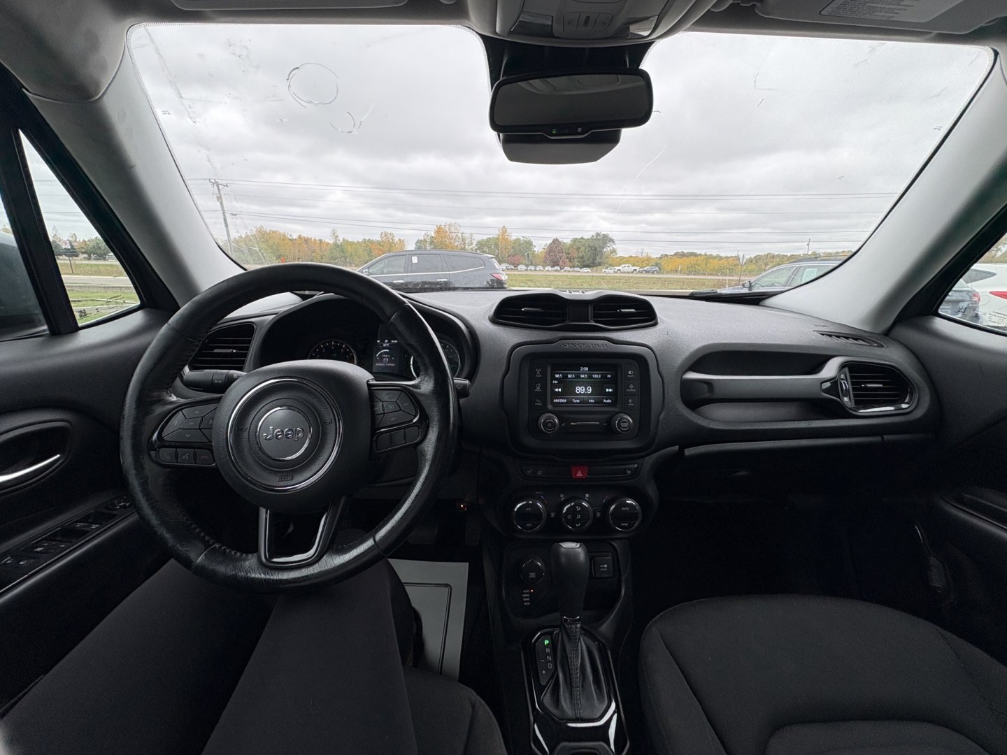 2017 Jeep Renegade Latitude 4WD (ZACCJBBB8HP) with an 2.4L L4 DOHC 16V engine, 6M transmission, located at 17255 hwy 65 NE, Ham Lake, MN, 55304, 0.000000, 0.000000- Photo#16