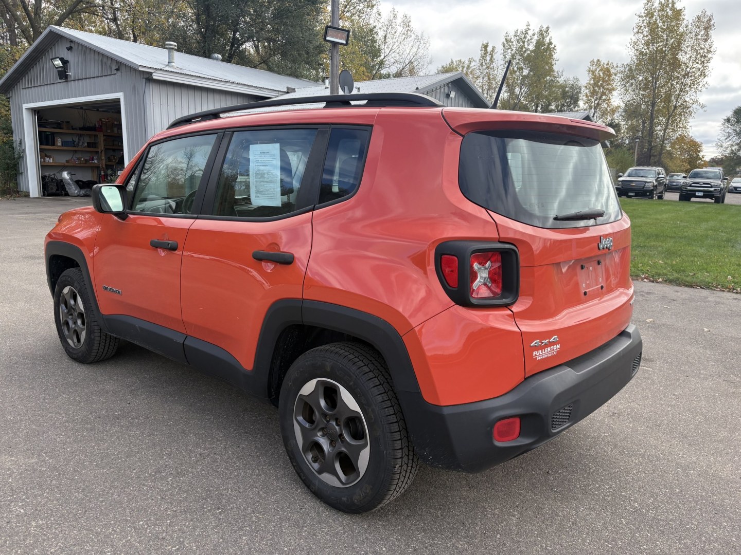 2015 Jeep Renegade Sport 4WD (ZACCJBATXFP) with an 2.4L L4 engine, 6M transmission, located at 17255 hwy 65 NE, Ham Lake, MN, 55304, 0.000000, 0.000000- Photo#2