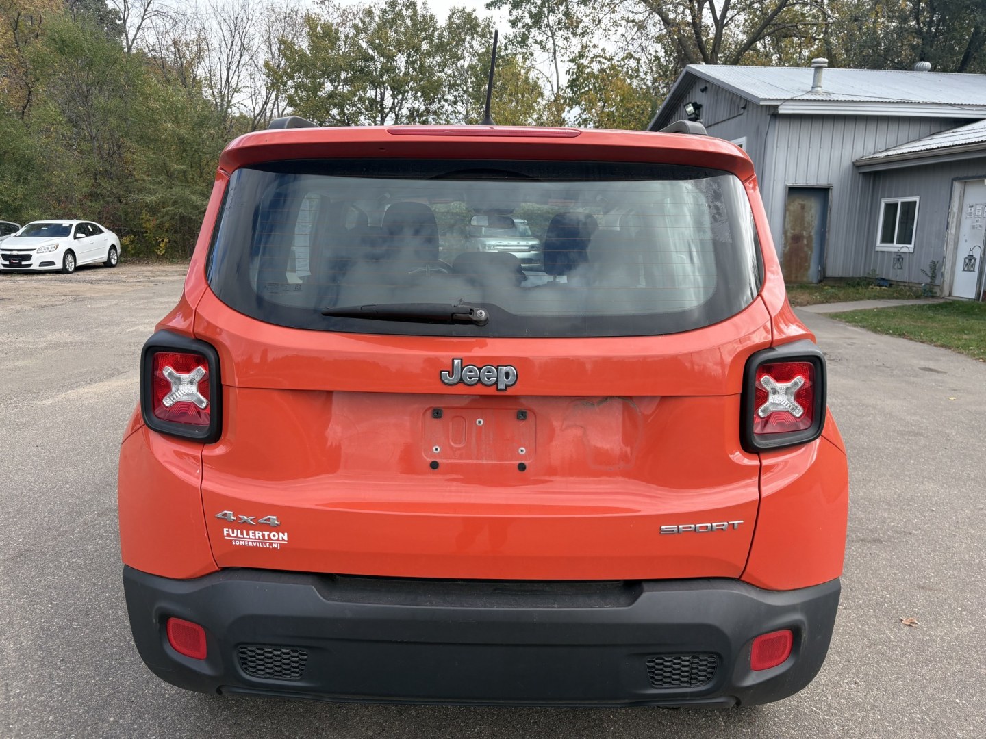 2015 Jeep Renegade Sport 4WD (ZACCJBATXFP) with an 2.4L L4 engine, 6M transmission, located at 17255 hwy 65 NE, Ham Lake, MN, 55304, 0.000000, 0.000000- Photo#3