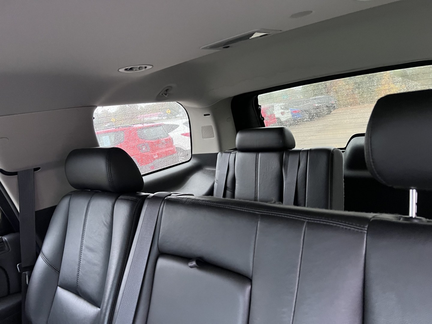 2009 GMC Yukon SLT-1 4WD (1GKFK33049R) with an 5.3L V8 OHV 16V FFV engine, 4A transmission, located at 17255 hwy 65 NE, Ham Lake, MN, 55304, 0.000000, 0.000000- Photo#14