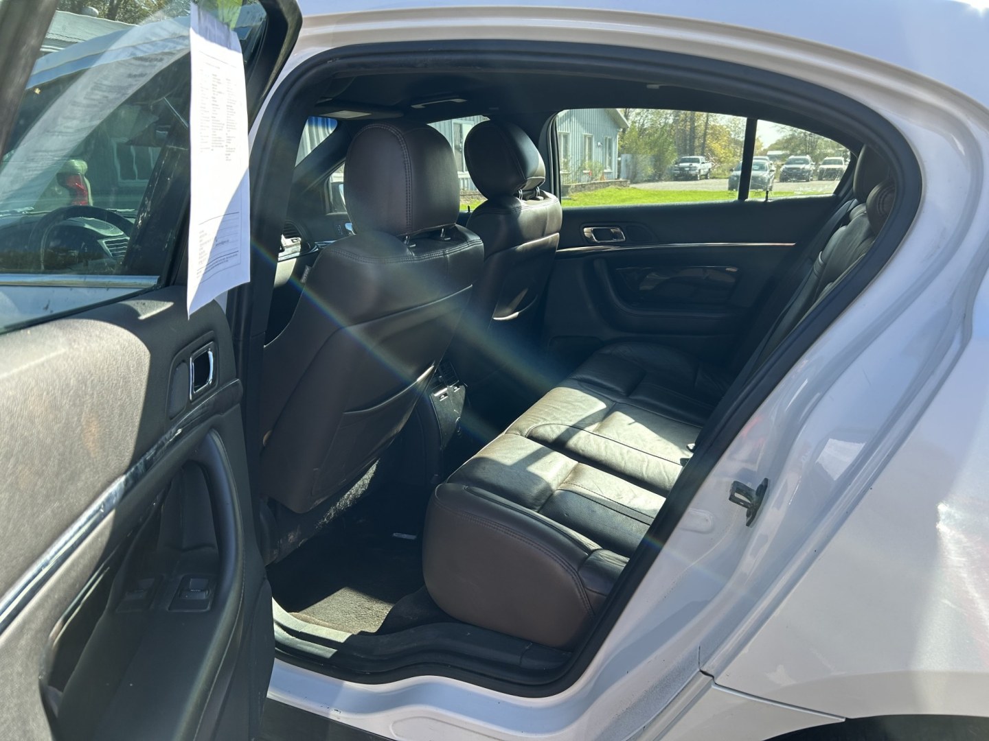 2015 Lincoln MKS FWD (1LNHL9DK3FG) with an 3.7L V6 DOHC 24V engine, 6A transmission, located at 17255 hwy 65 NE, Ham Lake, MN, 55304, 0.000000, 0.000000- Photo#11